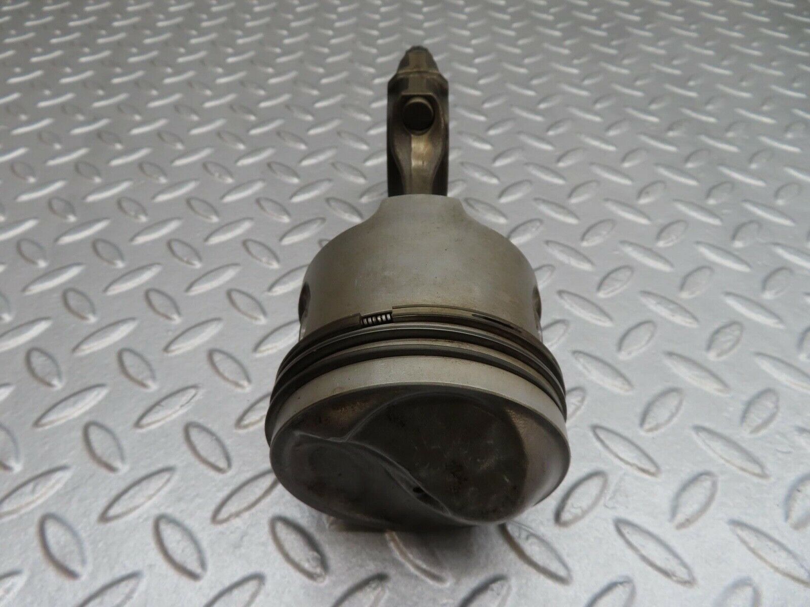 15984 Mercedes-Benz W123 280E Piston With Connecting Rod 85.975 mm