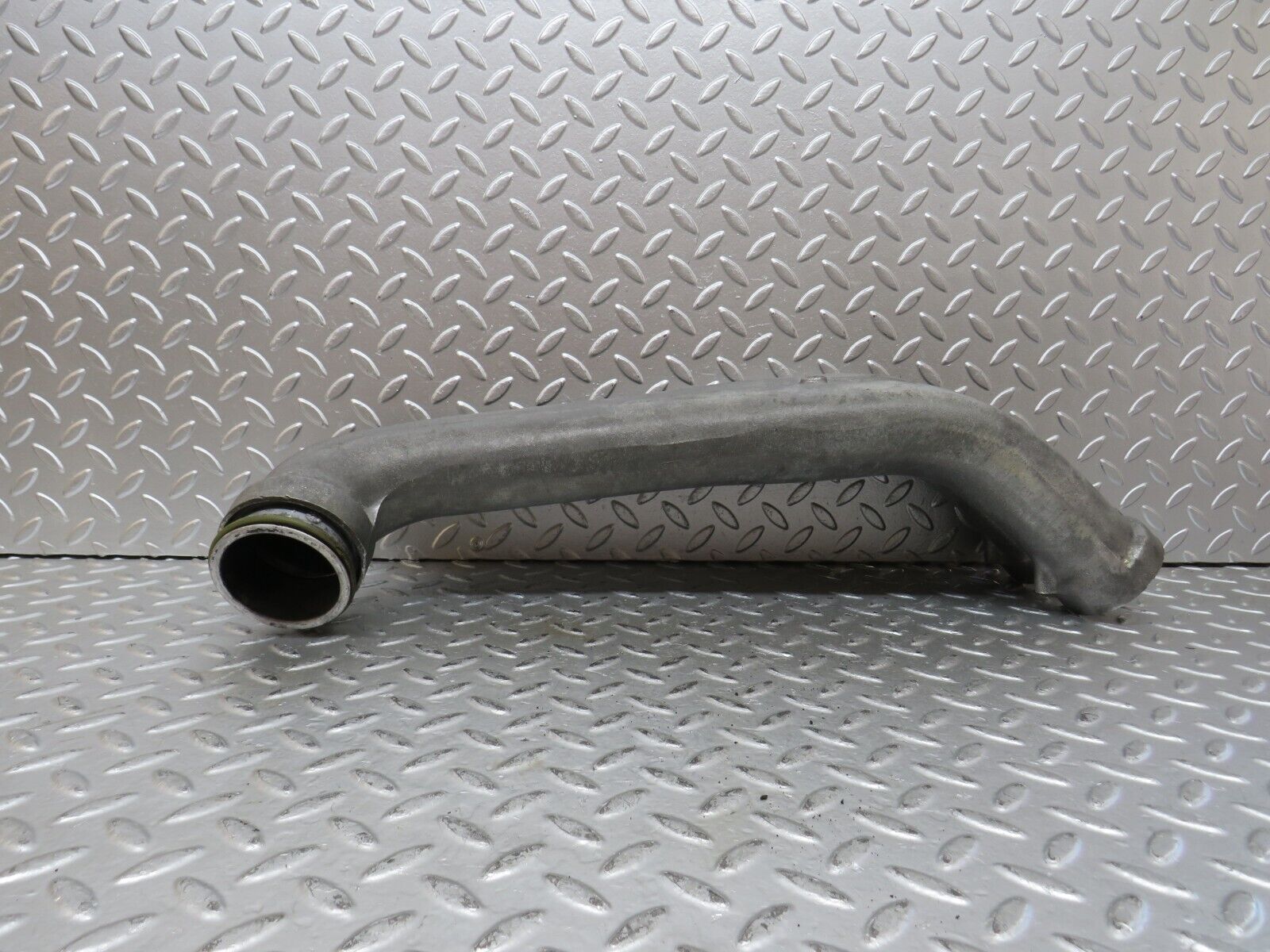 27770 Mercedes-Benz S124 300TE Wagon Air Intake Pipe 6061410604