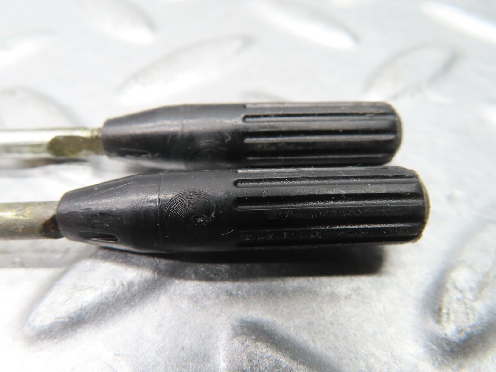 21630 Mercedes-Benz W126 300SE Front Door Lock Knob Pair