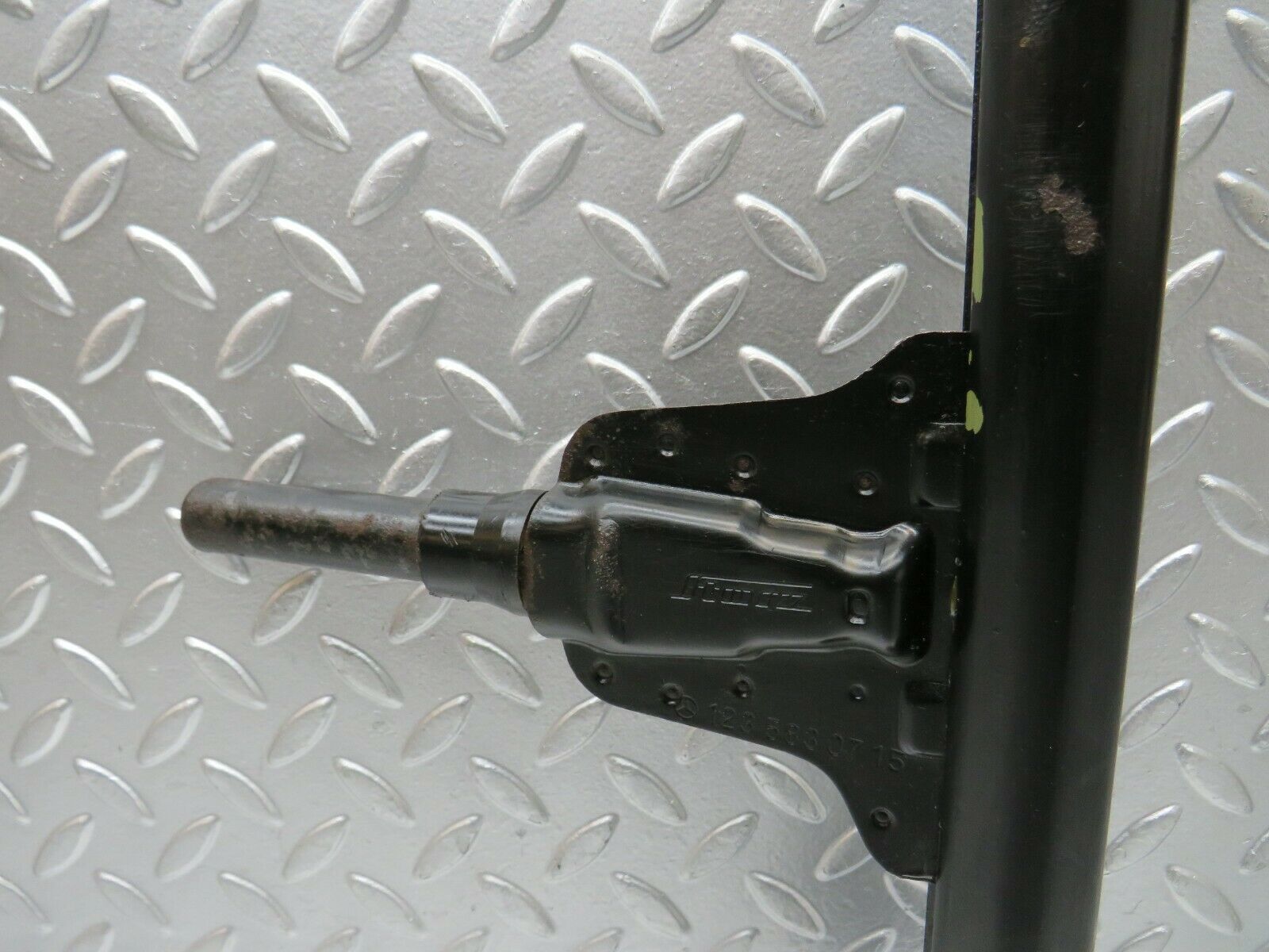 23103 Mercedes-Benz C123 230CE Coupe Car Jack 1235830715