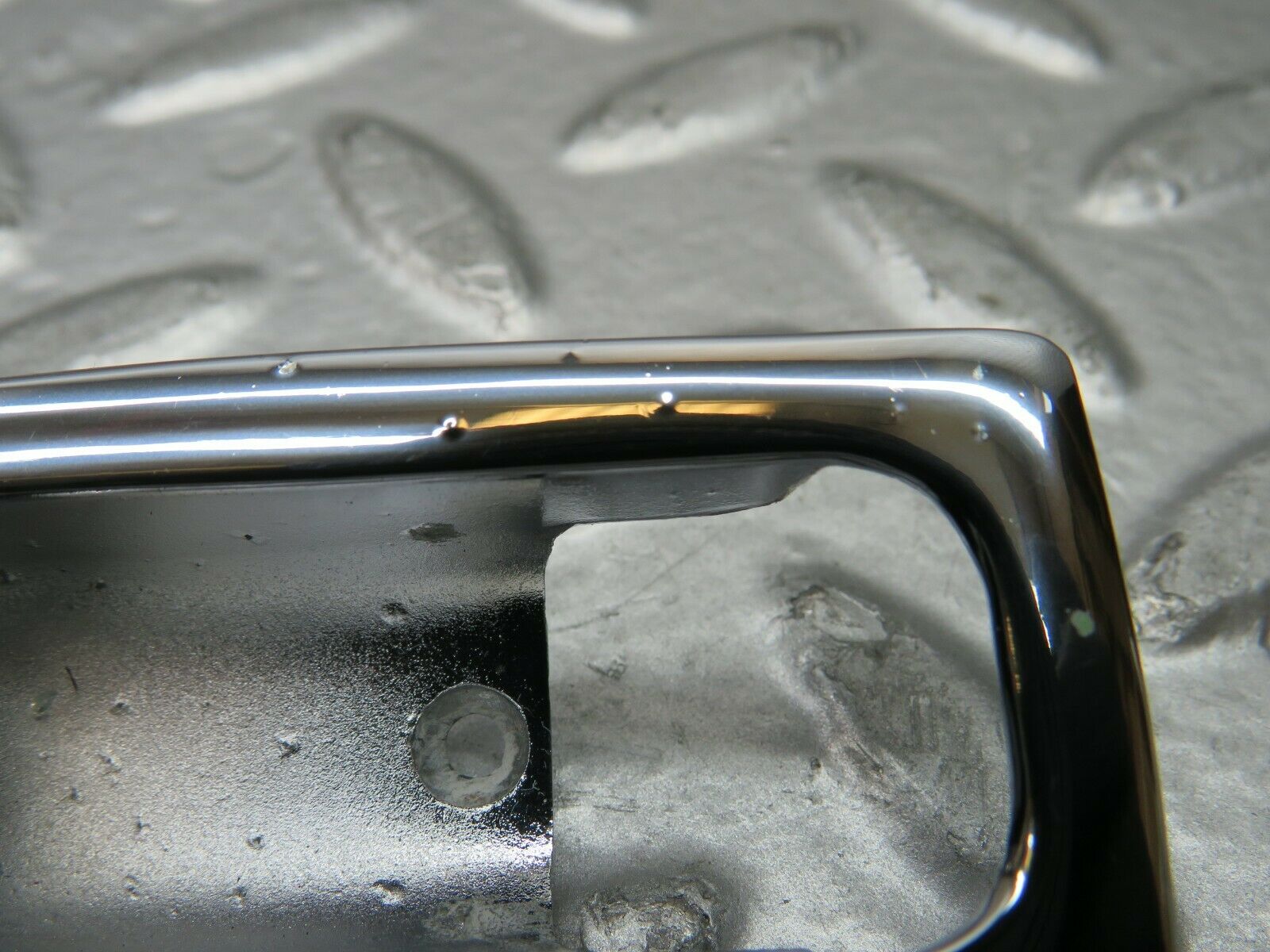 22975 Mercedes-Benz C123 230CE Coupe Door Lock Handle Surround Chrome