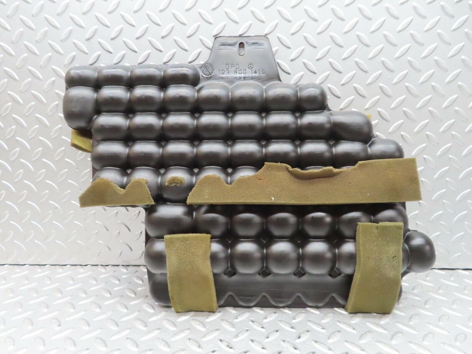 15878 Mercedes-Benz W123 280E Vacuum Reservoir Tank 1238001419