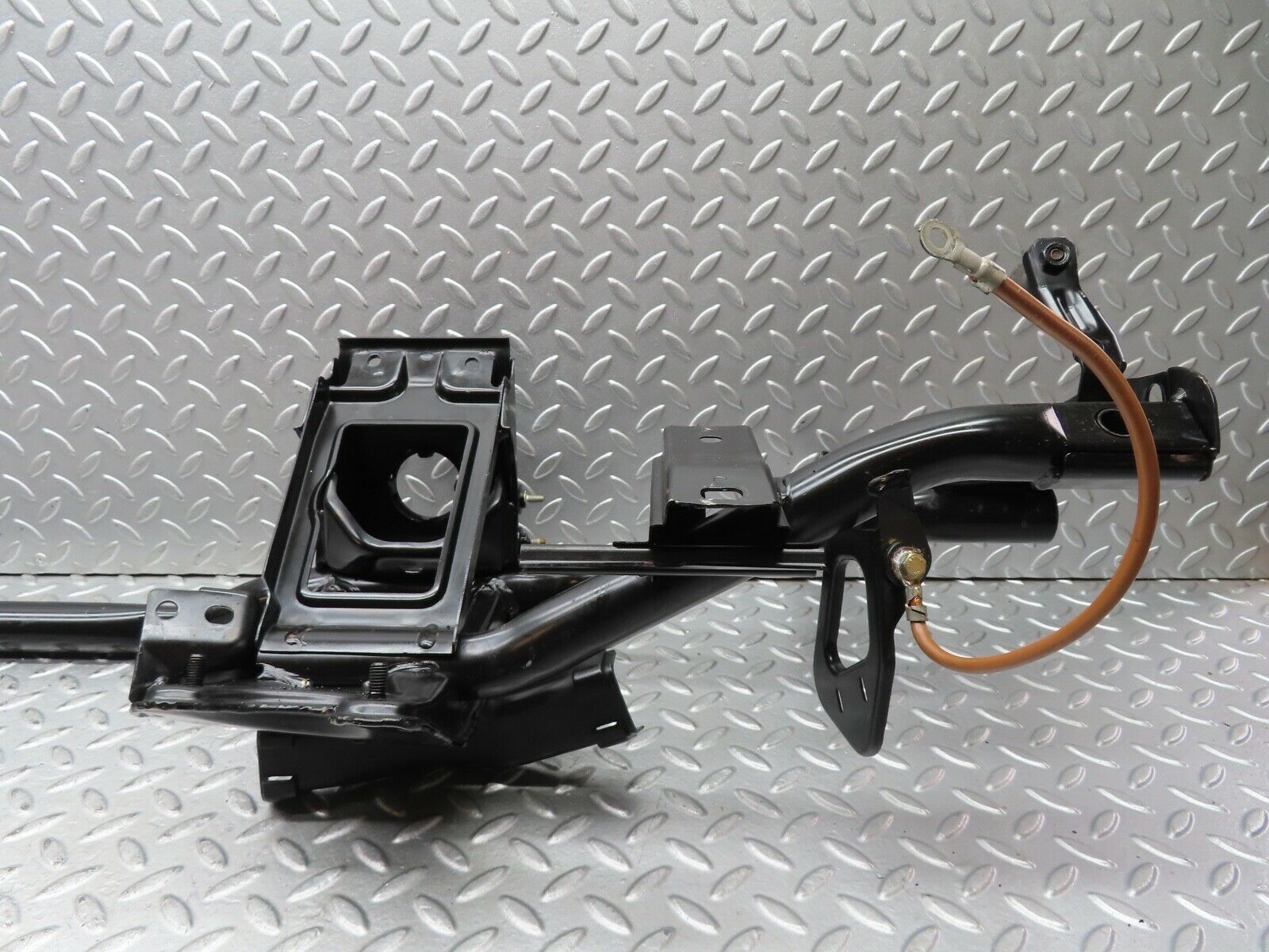 19606 Mercedes-Benz C140 CL420 Coupe Dashboard Bracket