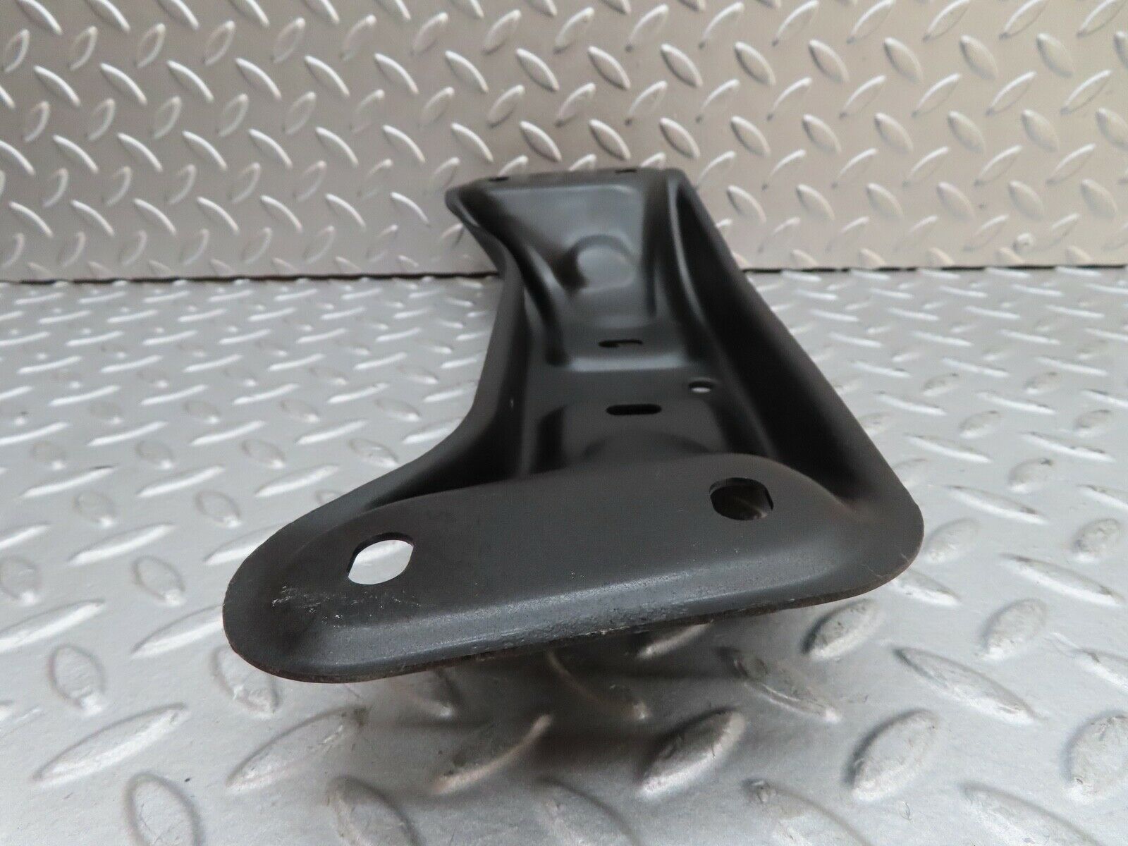 17428 Mercedes-Benz R129 300SL Coupe Gearbox Mount Bracket