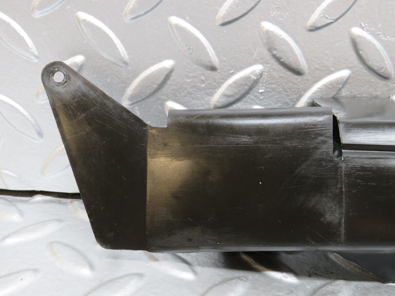 29482 Mercedes-Benz W124 230E Trunk Lock Vacuum Actuator Cover 1248050341