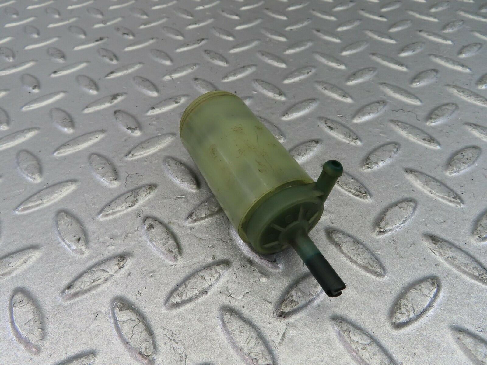 9771 Mercedes-Benz C123 280CE Coupe Windscreen Washer Pump