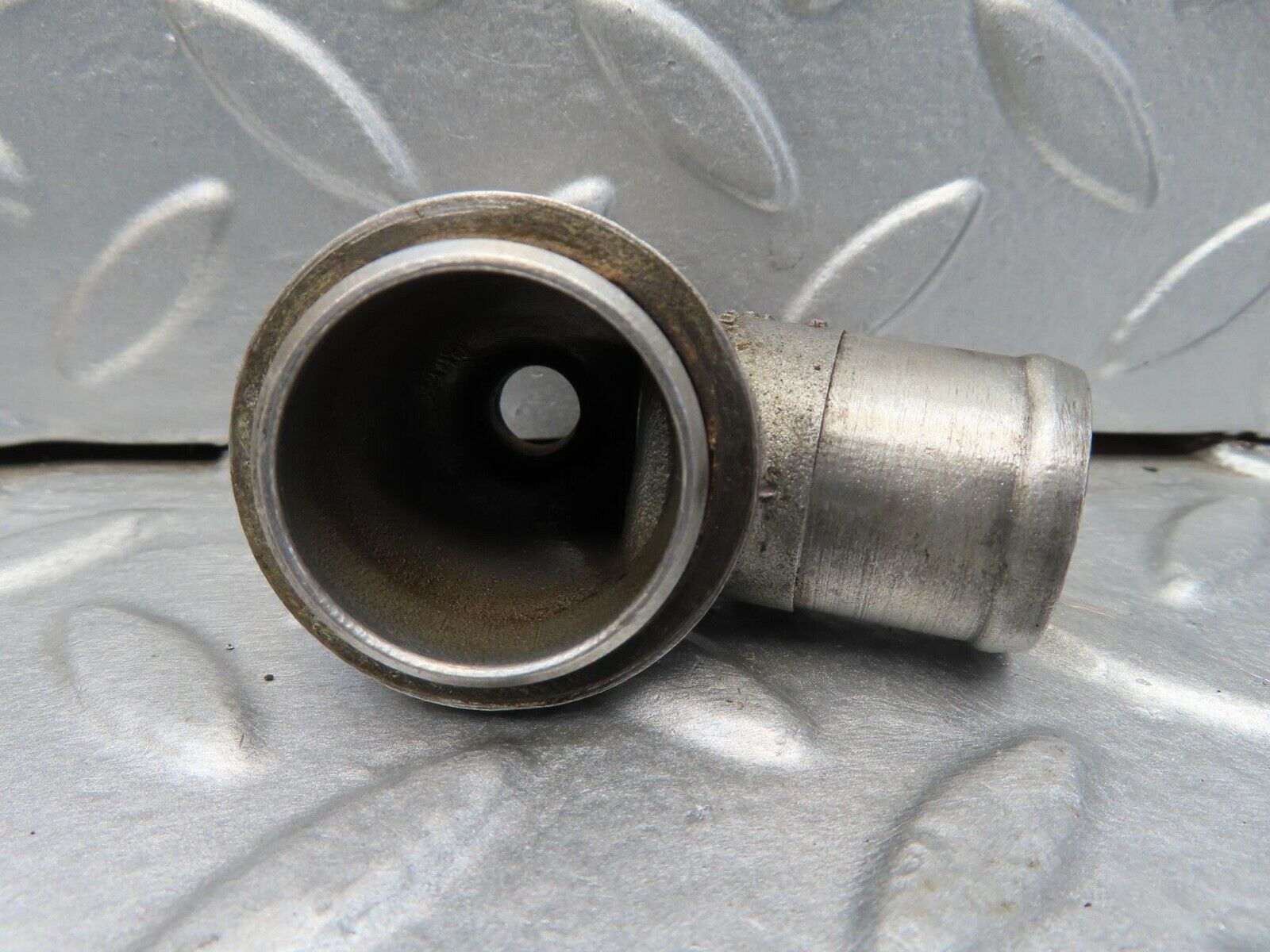 16033 Mercedes-Benz W123 280E Engine Oil Return Pipe 1101870226