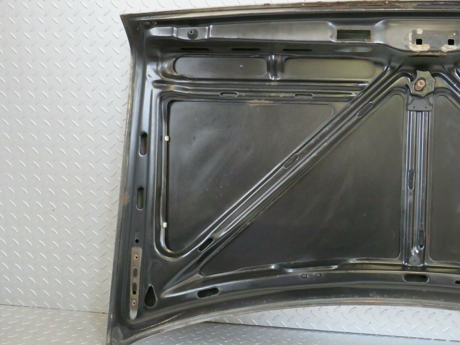 23275 Mercedes-Benz W116 350SE Boot Lid Trunk Door