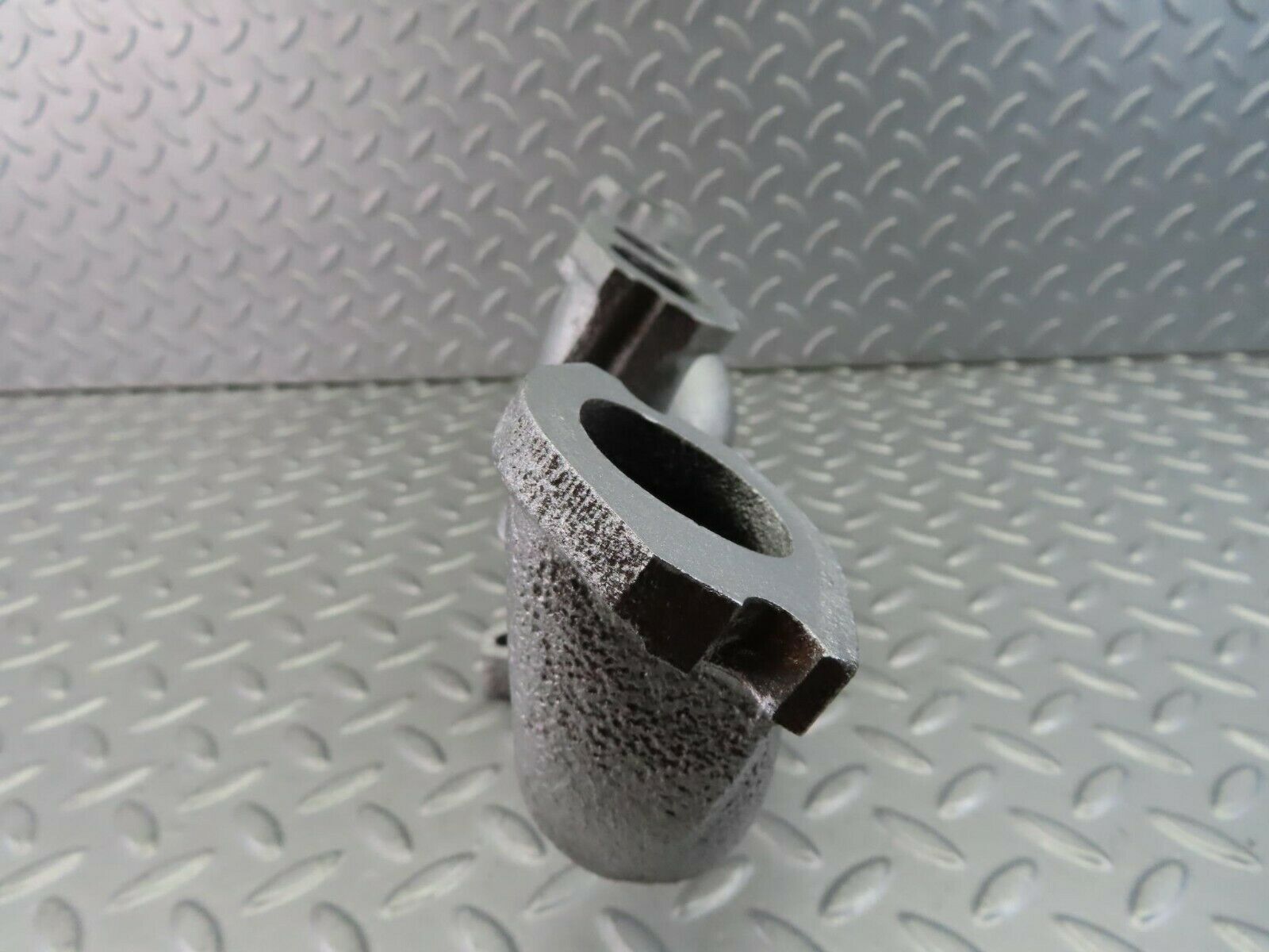 7965 Mercedes-Benz W115 220D Exhaust Manifold 6151420701