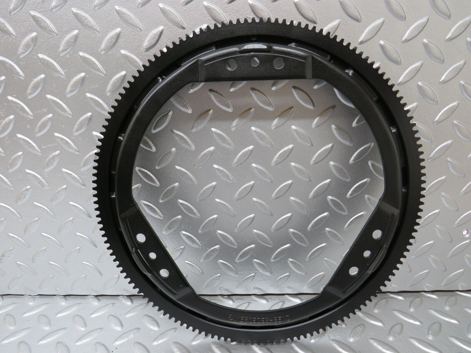 25538 Mercedes-Benz W123 200 Flywheel Starter Ring