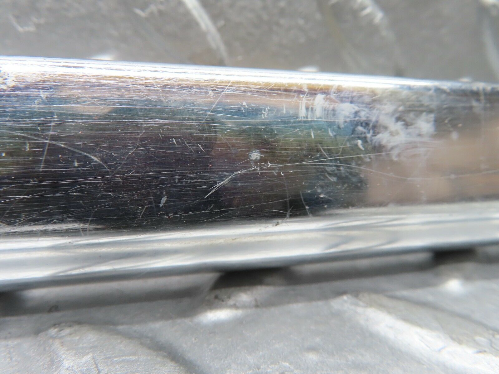 20471 Mercedes-Benz W114 280CE Coupe Right Door Chrome Moulding Trim