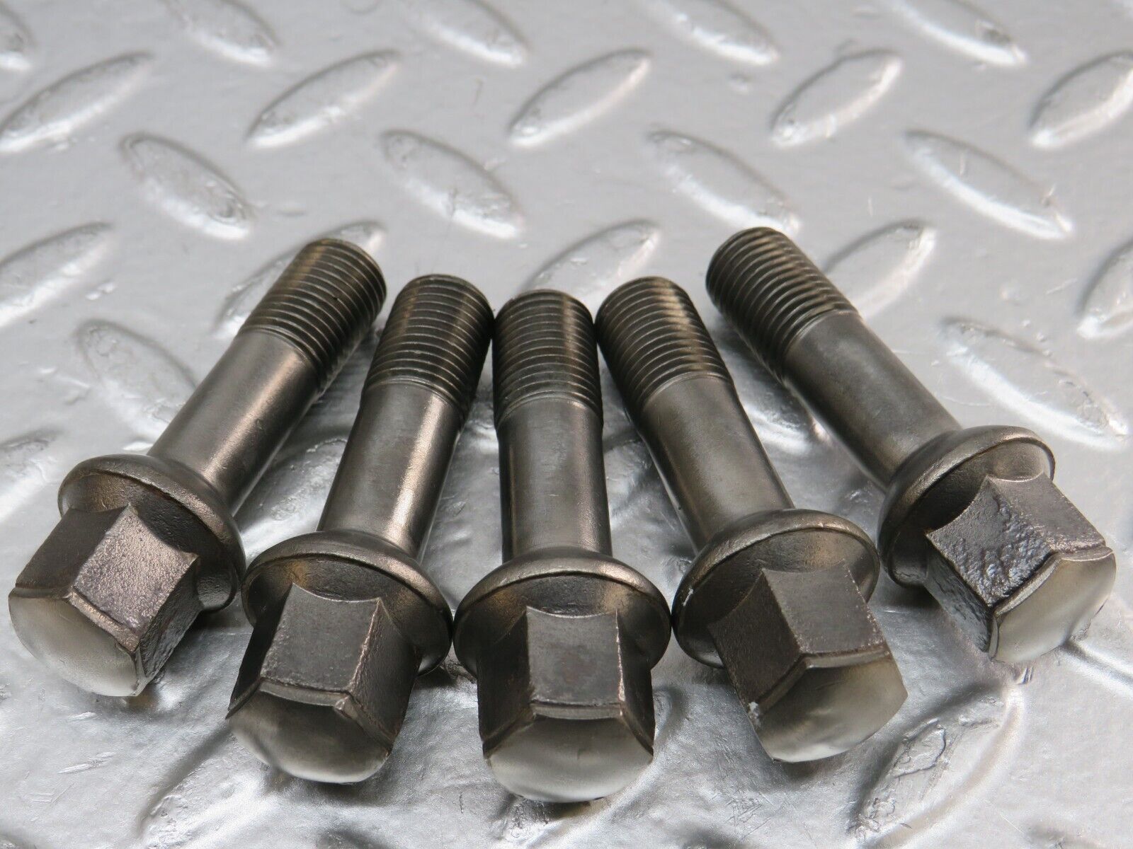 24922 Mercedes-Benz 5x Alloy Wheel Lug Bolt M12x1.5