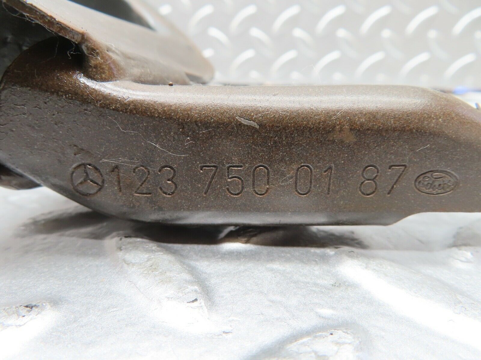 21209 Mercedes-Benz W123 230E Trunk Hinge Left Side 1237500187