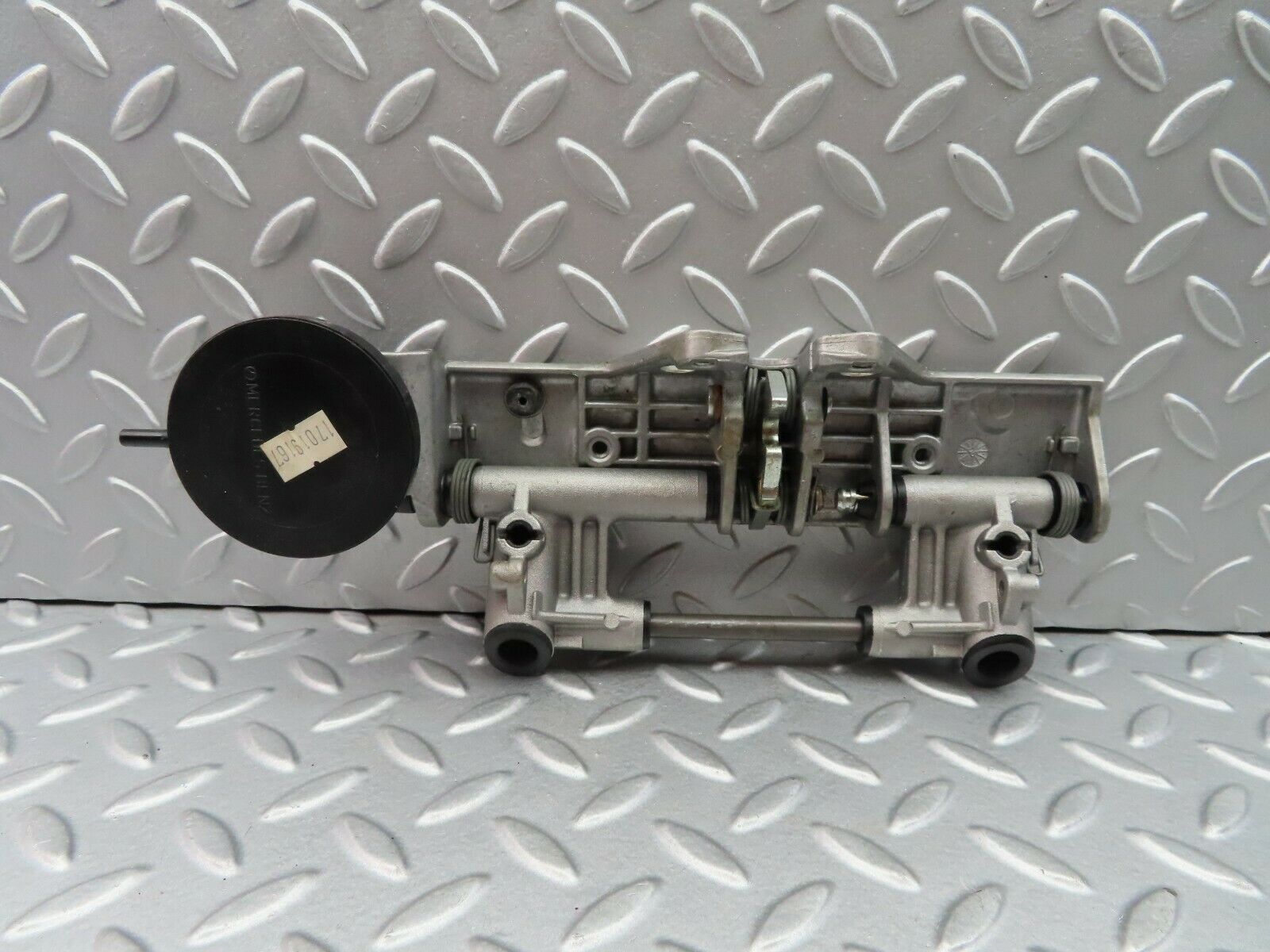 5935 Mercedes-Benz W124 230E Headrest Folding Mechanism 1249700025