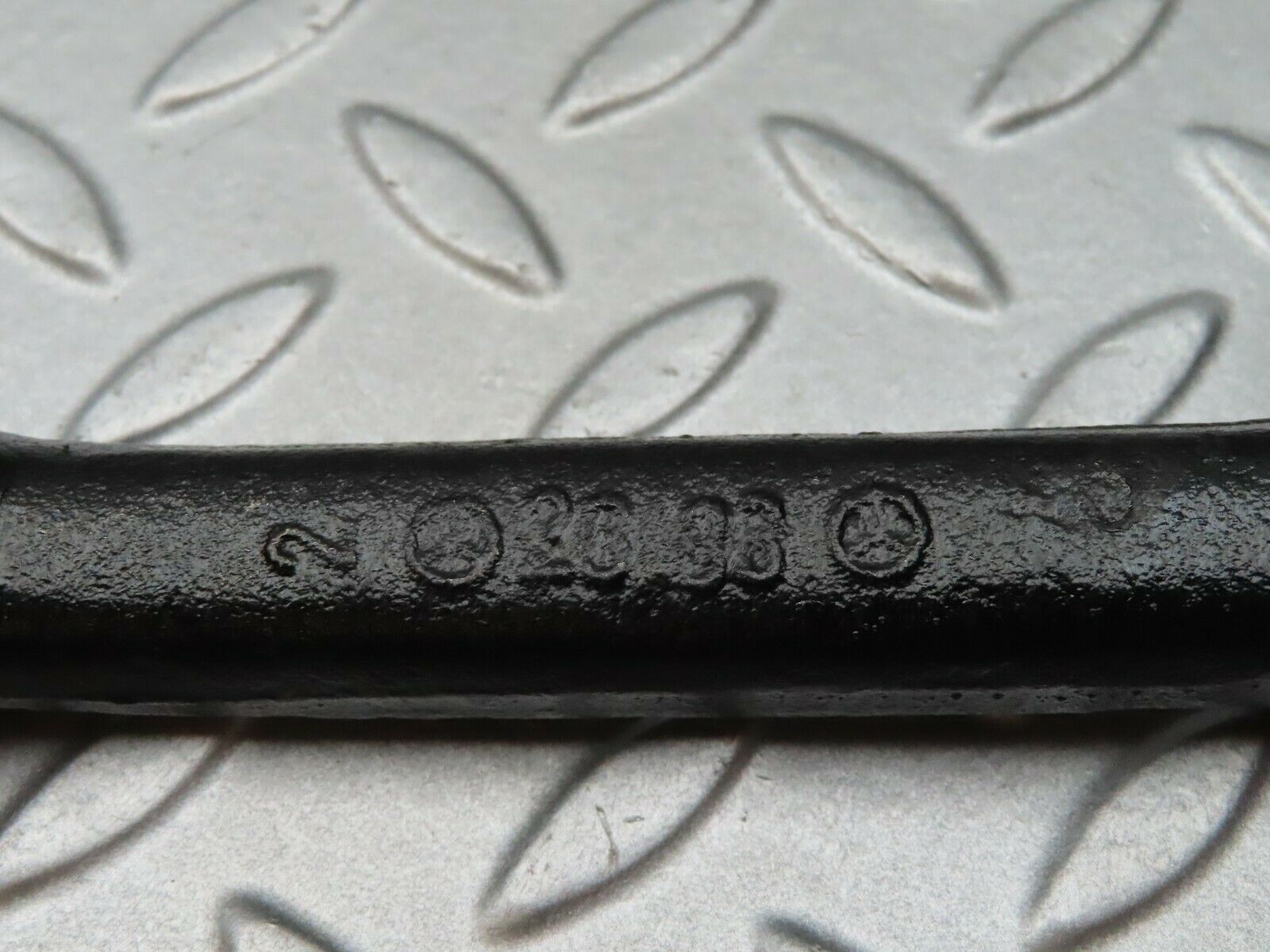 4459 Mercedes-Benz W123 230E Steering Arm