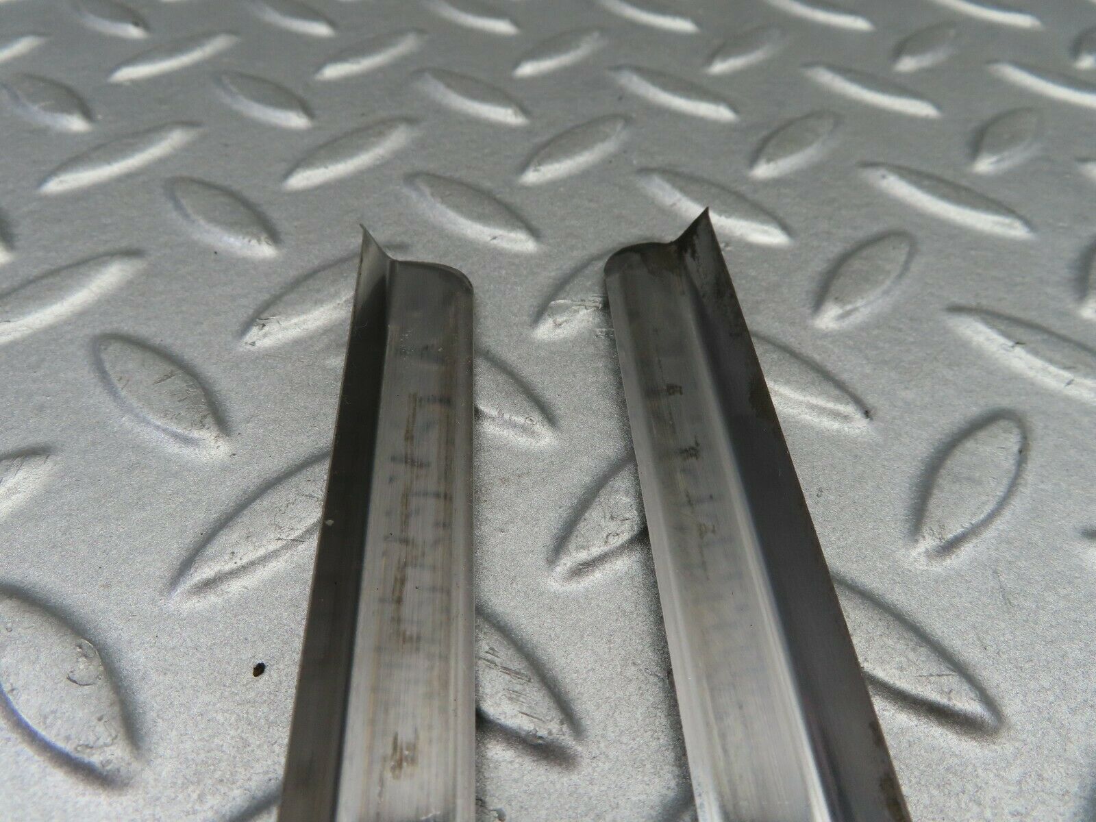 6171 Mercedes-Benz W126 380SE Sunroof Rail