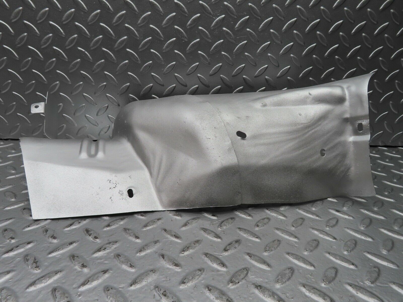 21676 Mercedes-Benz W126 300SE Exhaust Heat Shield