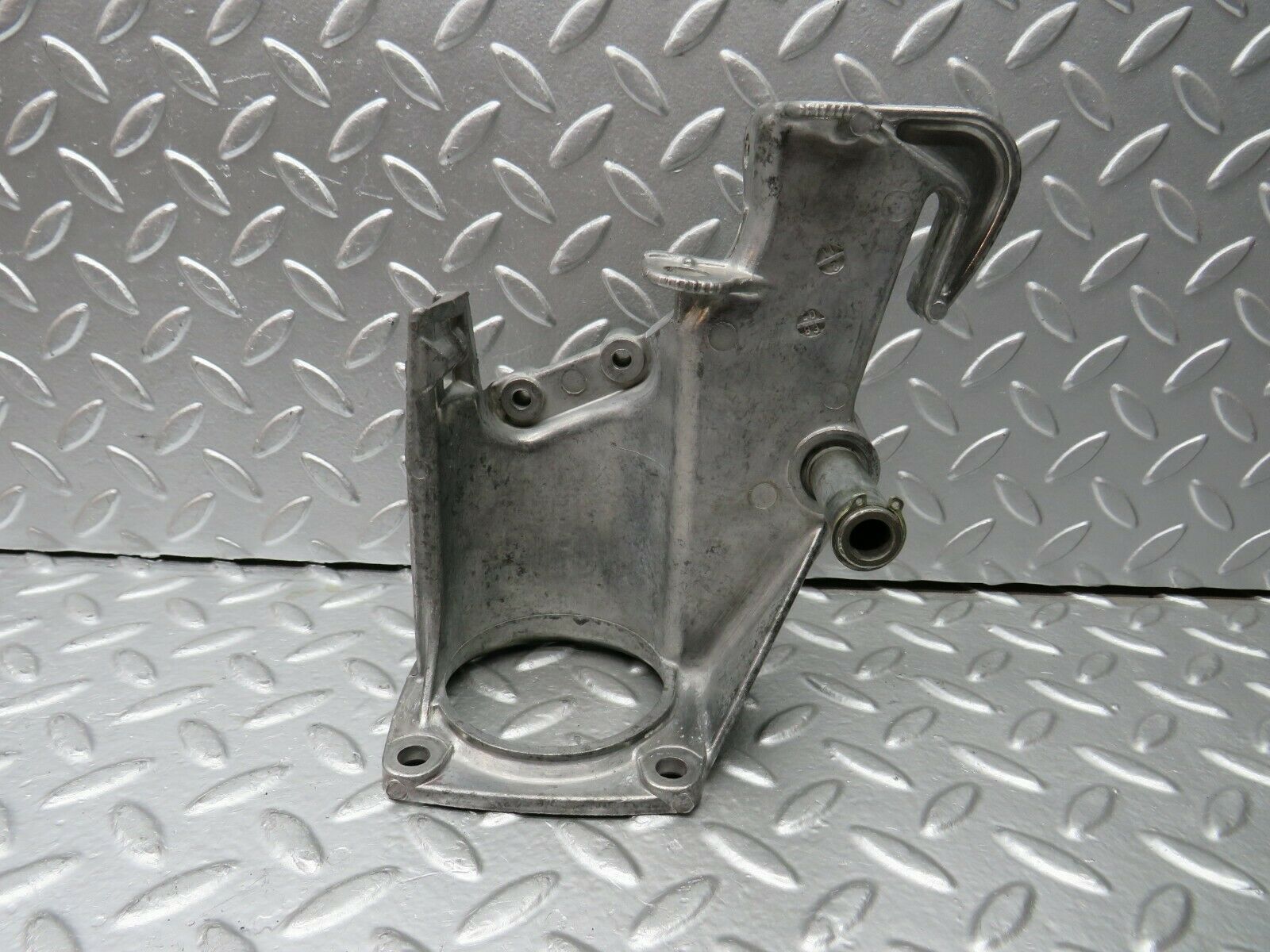 24088 Mercedes-Benz W123 280E Brake Pedal Bracket 1232900219