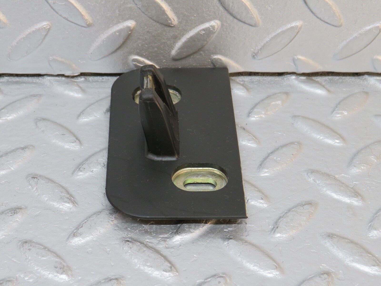 38266 Mercedes-Benz R129 280SL Coupe Trunk Lock Latch