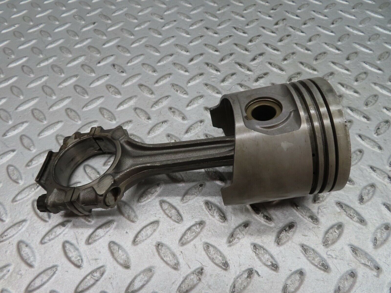 17859 Mercedes-Benz W116 450SEL Piston With Connecting Rod 91.99 mm
