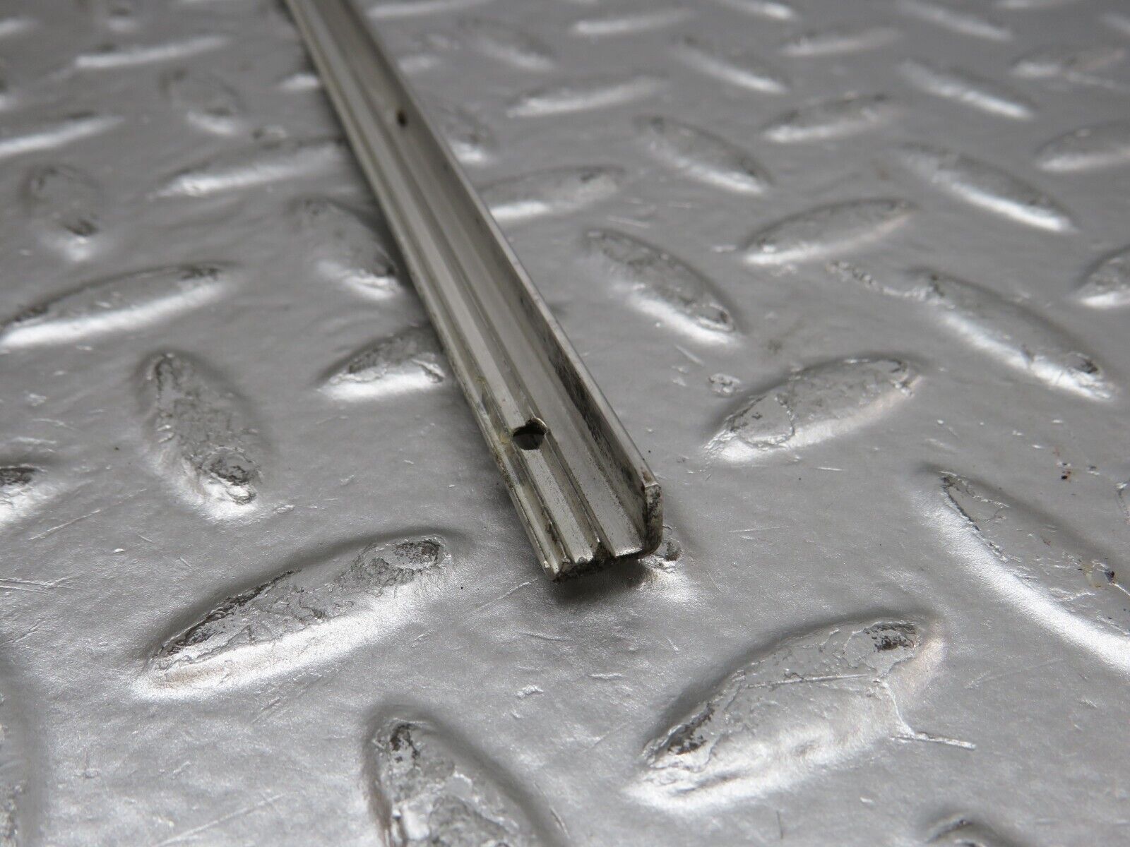 34218 Mercedes-Benz W124 260E Sunroof Chrome Trim