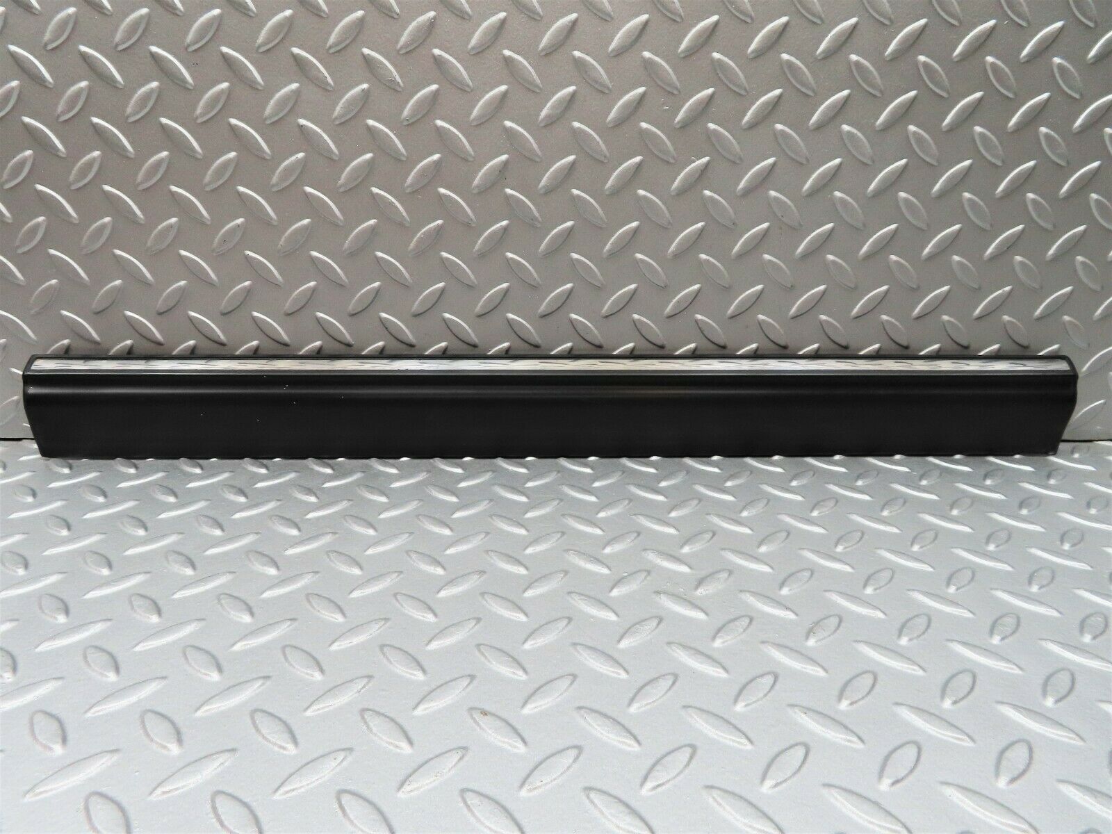 3699 Mercedes-Benz S123 200T Wagon Rear Left Door Lower Trim