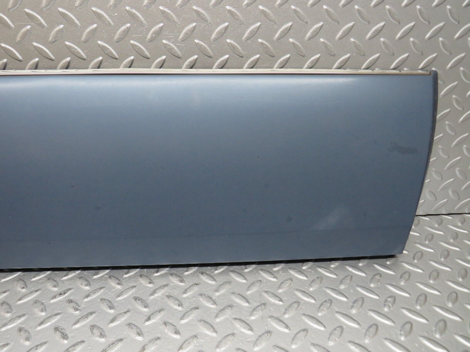 31280 Mercedes-Benz S124 220TE Wagon Front Right Door Lower Trim 1246901640