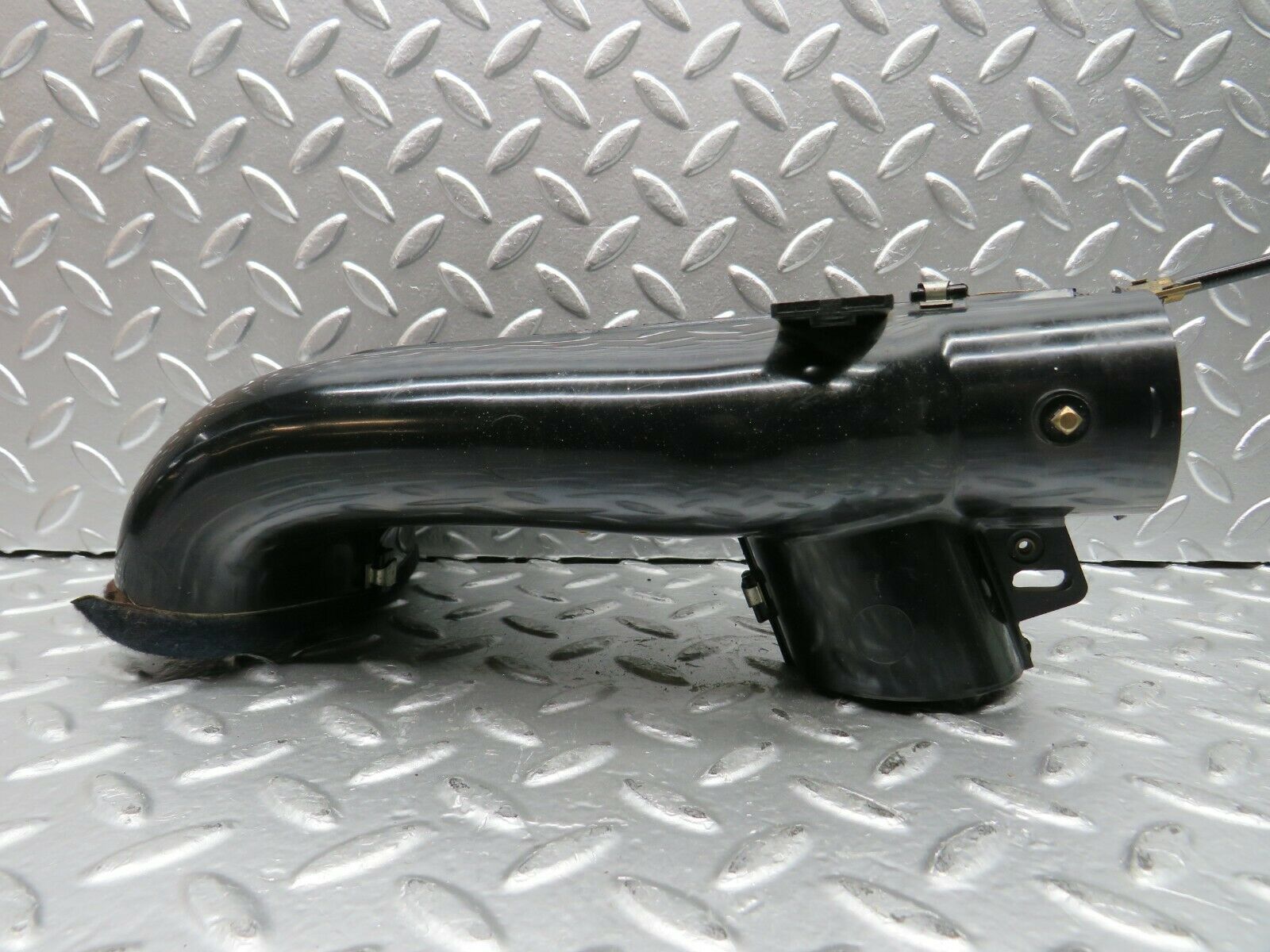 22685 Mercedes-Benz C107 450SLC Coupe Heater Air Duct