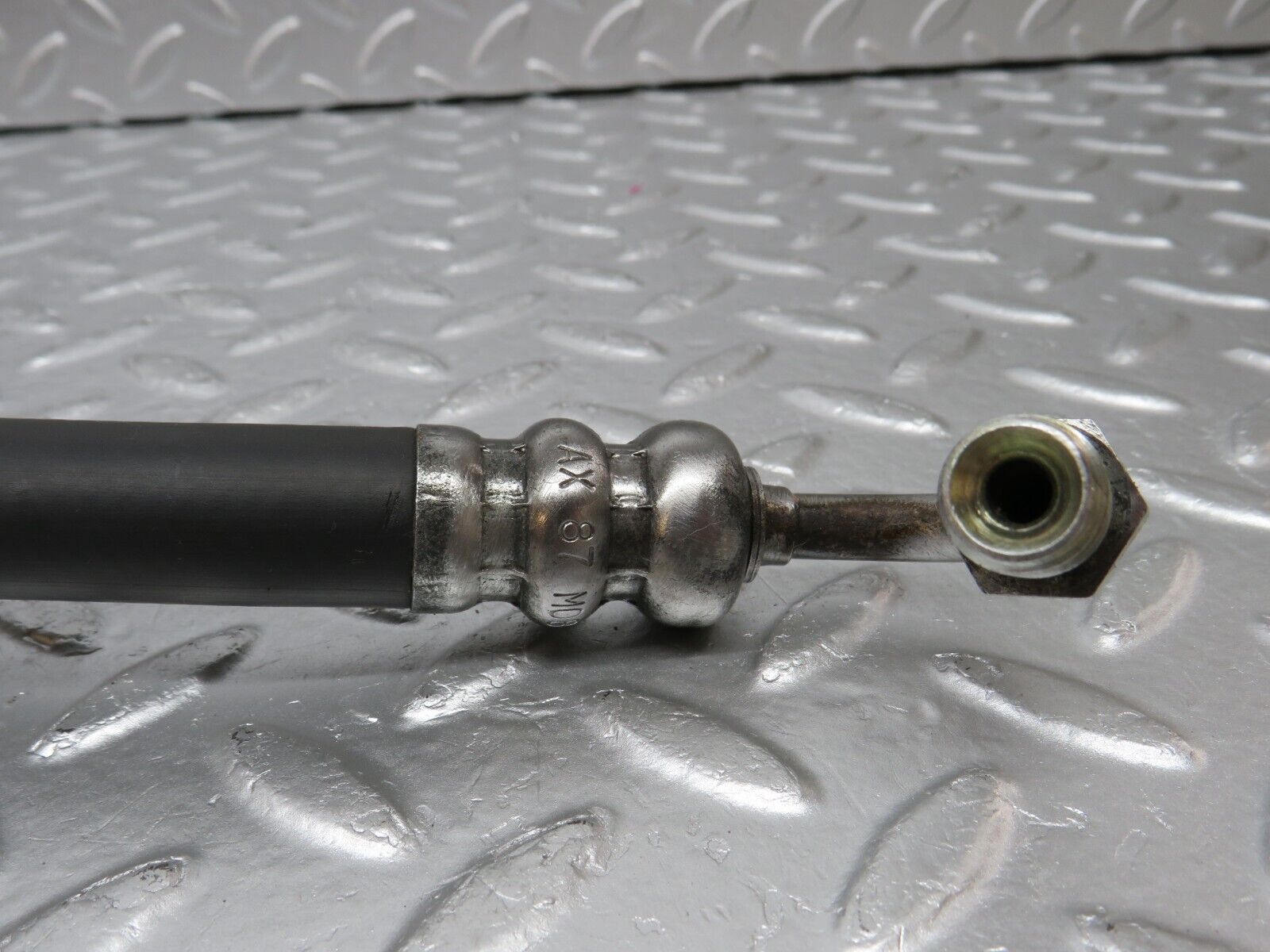 34177 Mercedes-Benz W124 260E Oil Hose Pipe