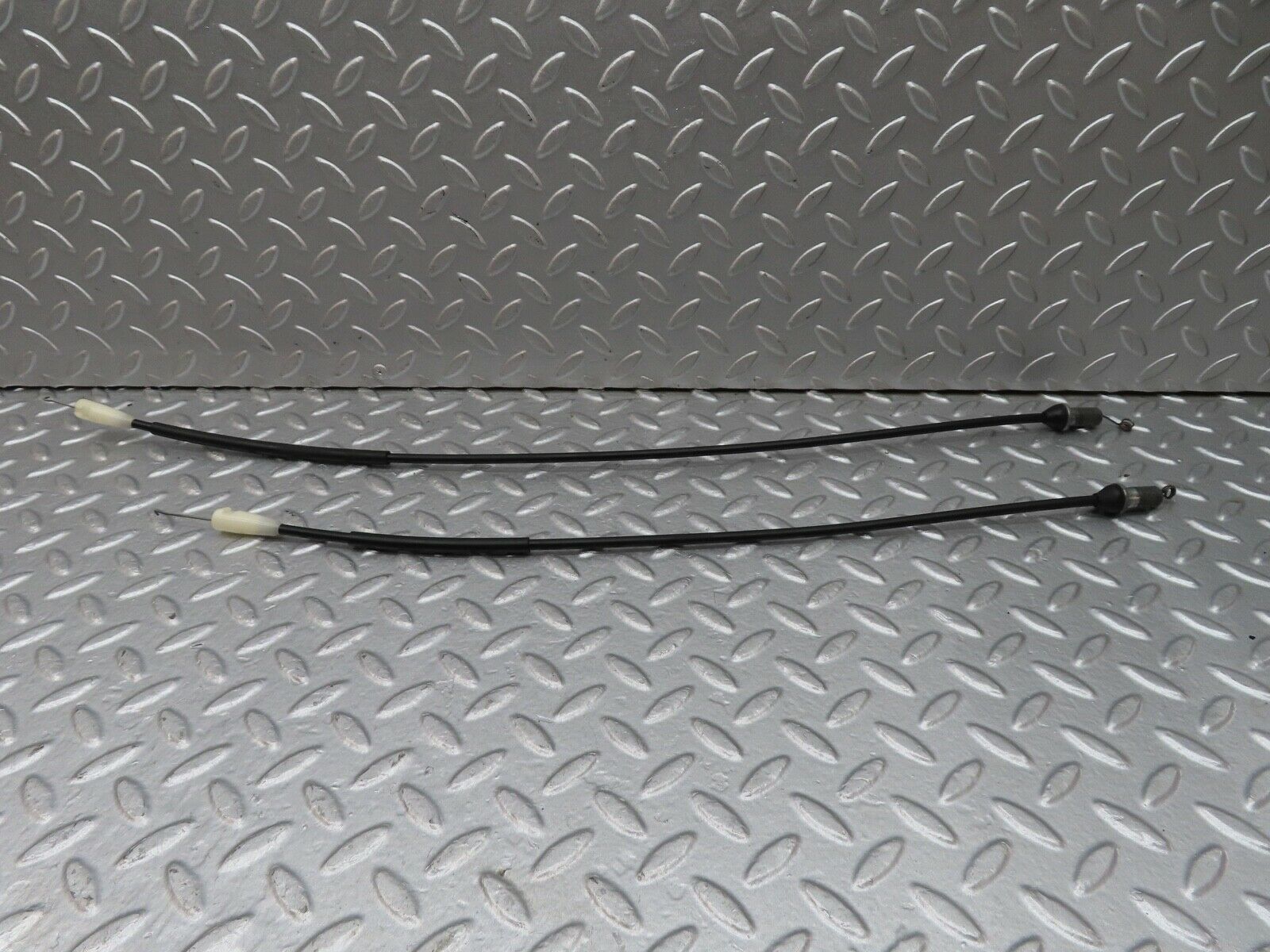 18117 Mercedes-Benz W123 200 Heater Control Cable