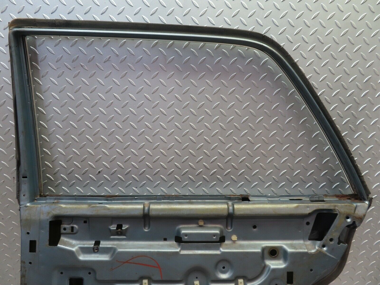 18809 Mercedes-Benz W116 Rear Right Door