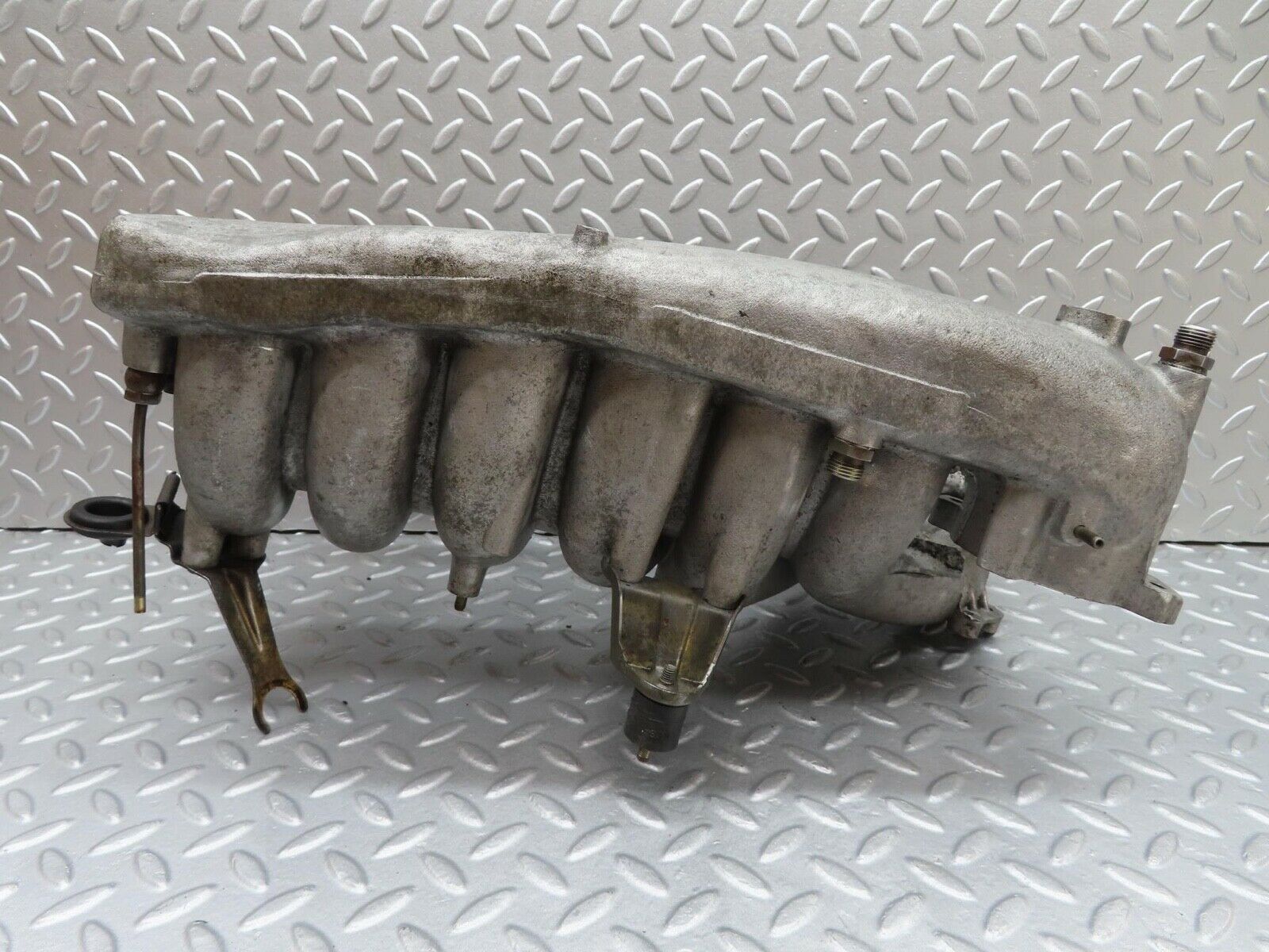 16074 Mercedes-Benz W123 280E Intake Manifold 1101413701