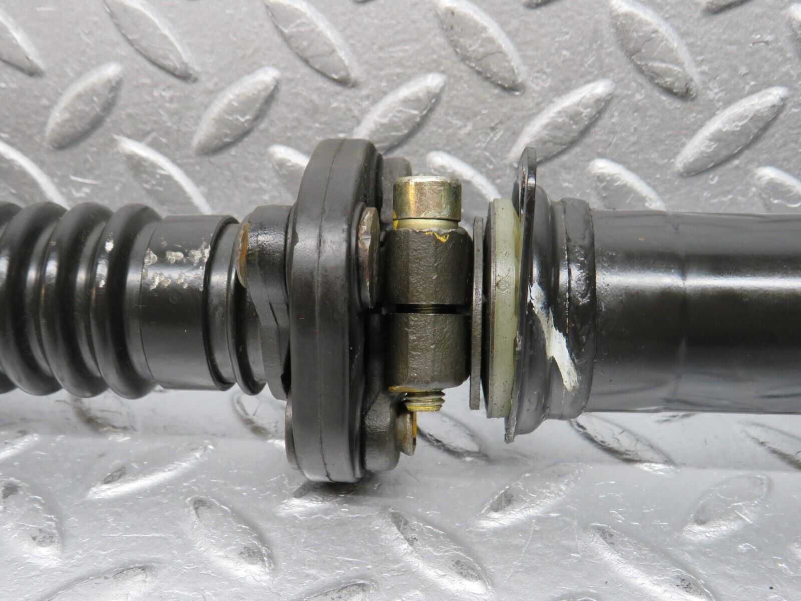 38767 Mercedes-Benz W201 190E 2.6L Steering Column