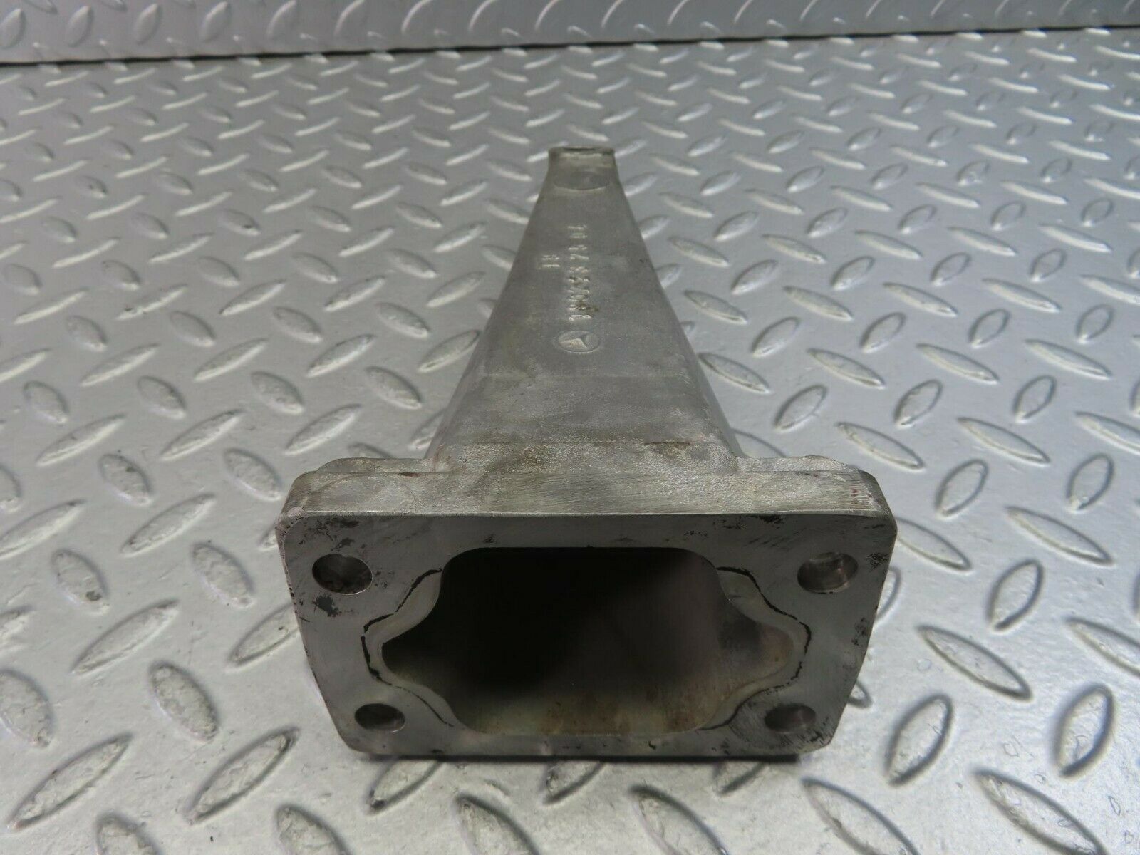 10168 Mercedes-Benz W111 280SE Engine Mount Bracket Right Side 1802232504