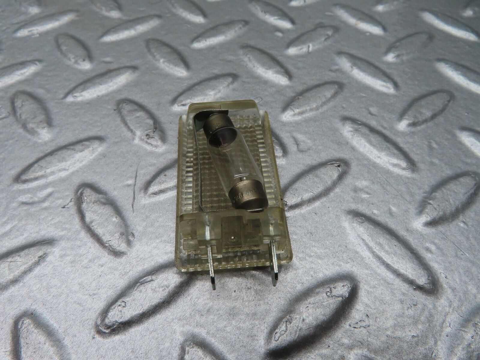 18091 Mercedes-Benz W123 200 Glove Box Light