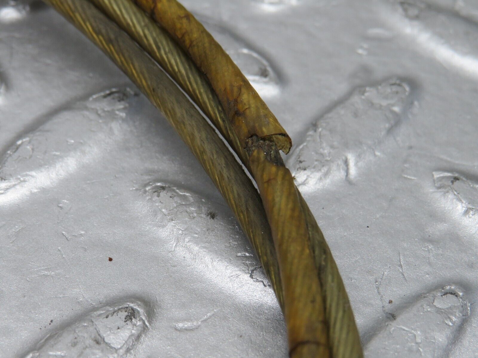 37350 Mercedes-Benz W109 300SEL Handbrake Cable