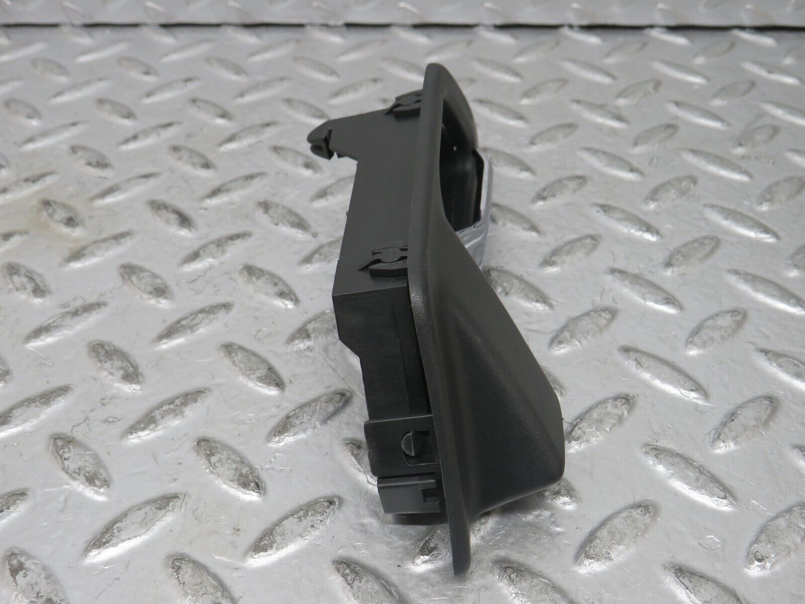 27516 Mercedes-Benz S124 300TE Front Left Interior Door Handle 1247600161