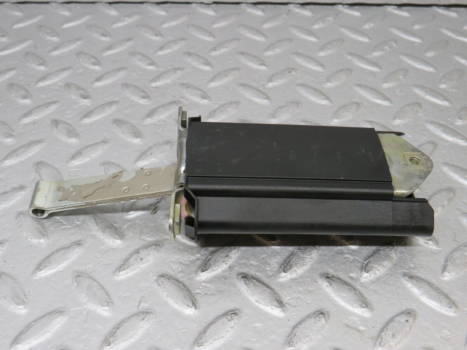 36635 Mercedes-Benz W201 190E 2.0L Door Safety Check Strap