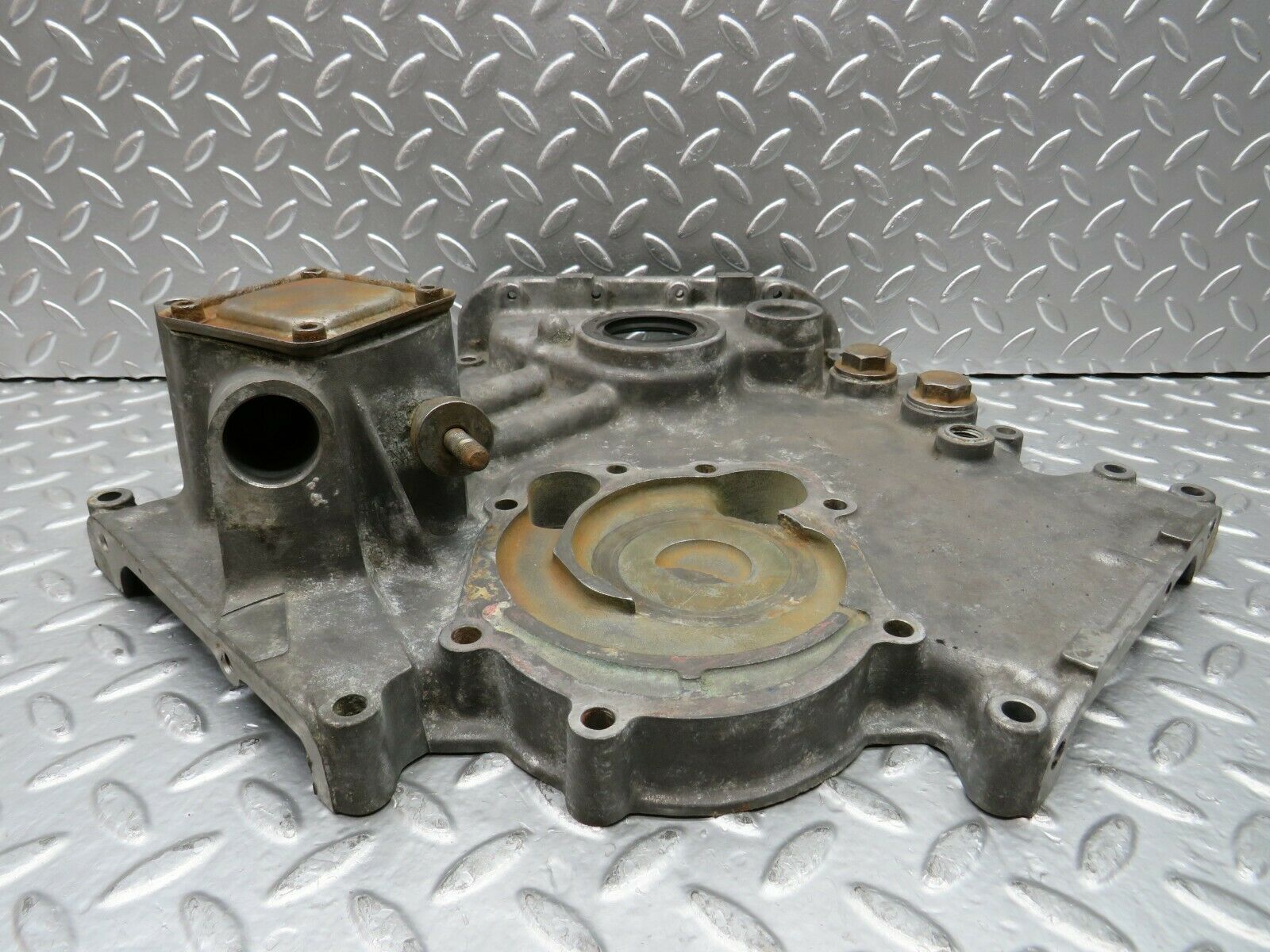 22823 Mercedes-Benz C107 450SLC Coupe Timing Chain Cover 1170151001