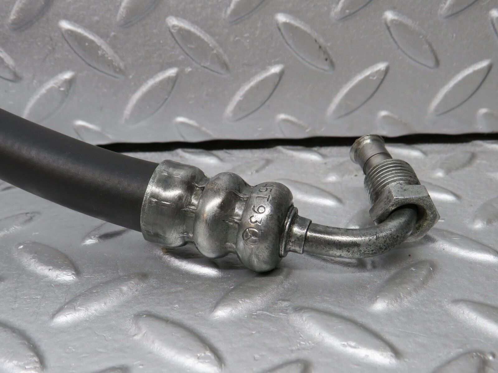 38158 Mercedes-Benz A124 320E Cabriolet Power Steering Hose Pipe 1244663581