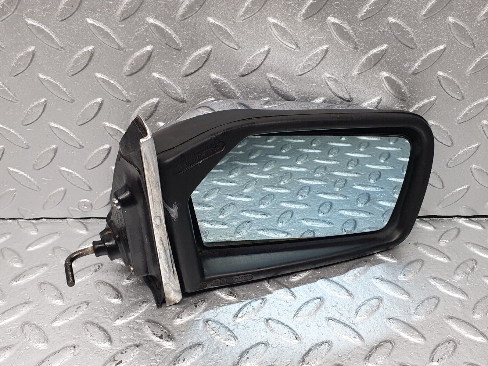 40759 Mercedes-Benz W123 300D Chrome Wing Mirror Right Side 1238110461