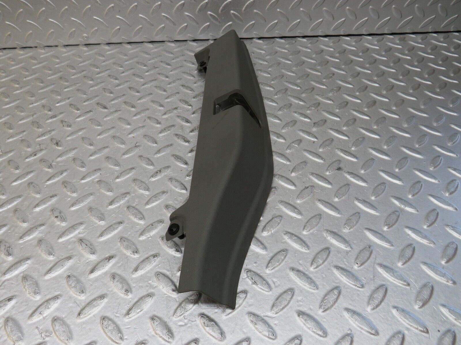 35213 Mercedes-Benz W221 Front Right Door Lock Cover 2217280256