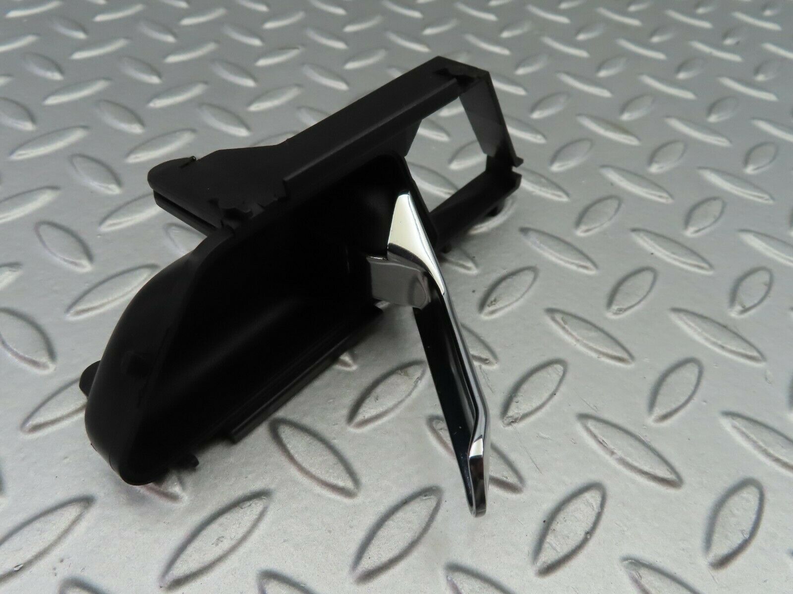 6446 Mercedes-Benz S124 E220 Wagon Interior Door Handle Right Side 1247600261