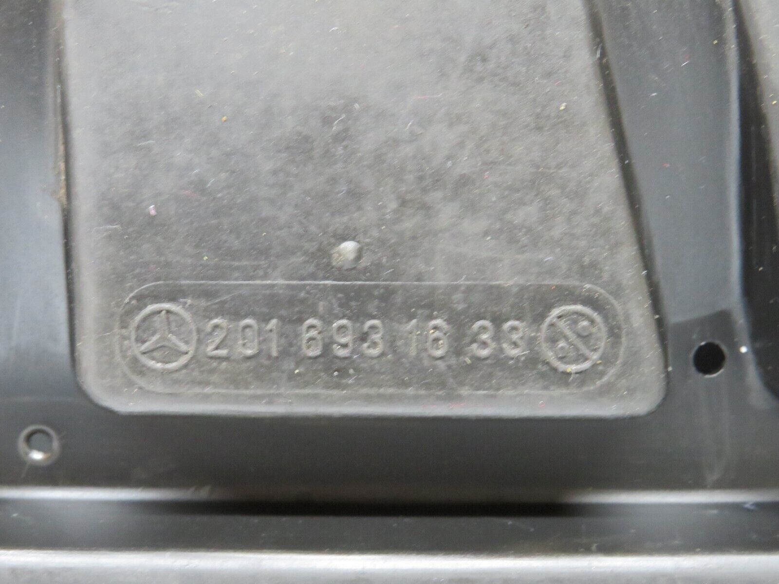 25167 Mercedes-Benz W201 190D Boot Trunk Spare Wheel Cover 2016931633