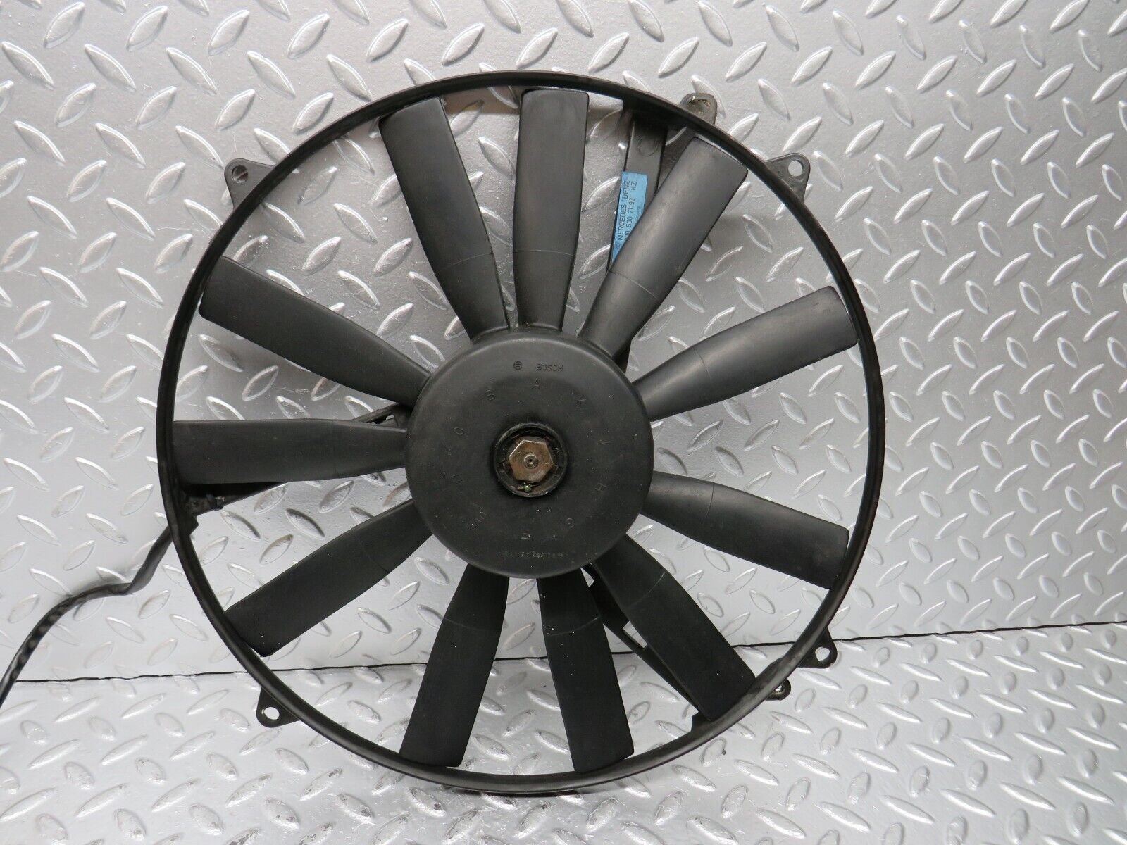 31199 Mercedes-Benz S124 220TE Wagon Cooling Fan Bosch 0005007193