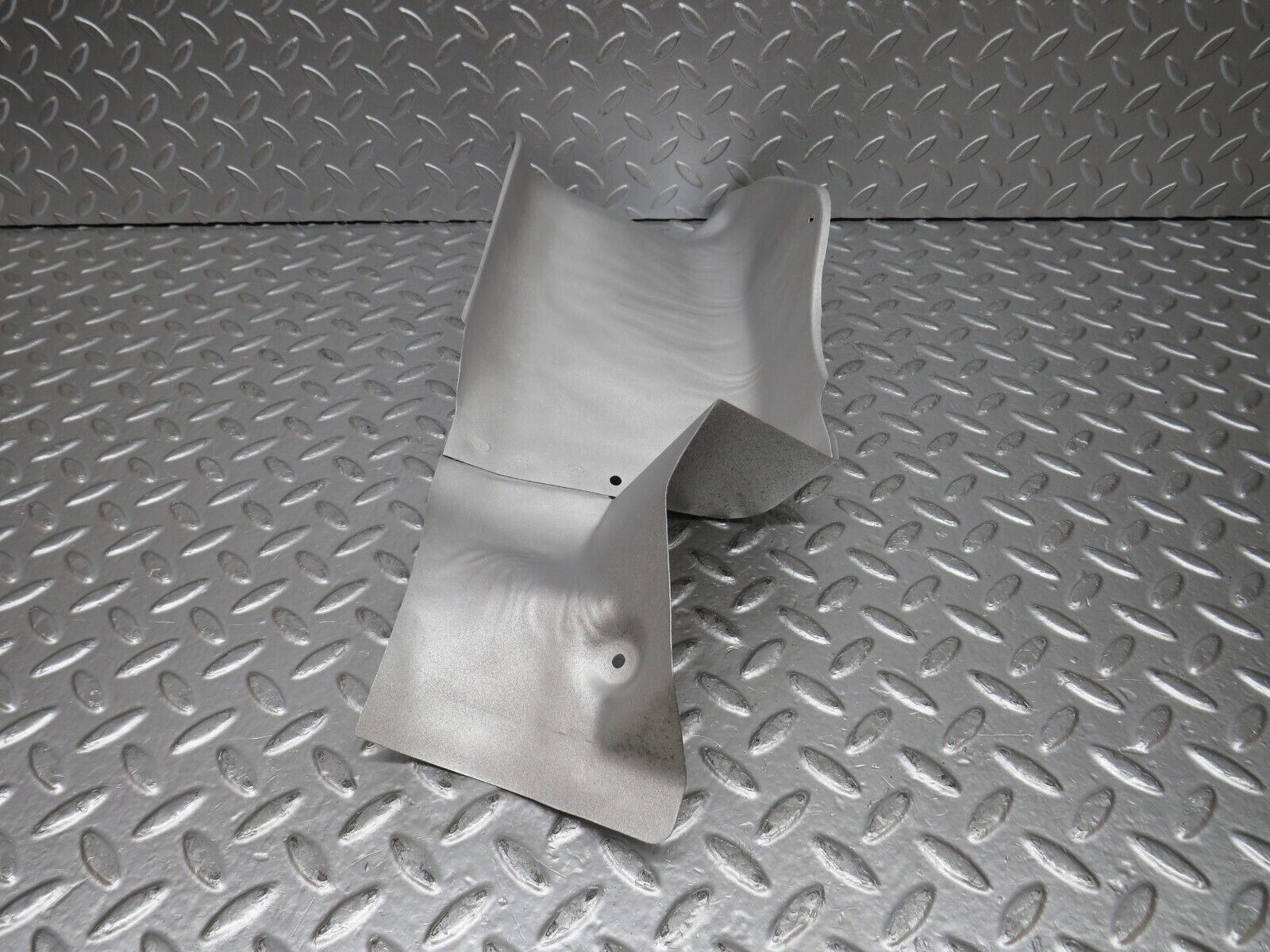 30542 Mercedes-Benz W124 230E Exhaust Heat Shield