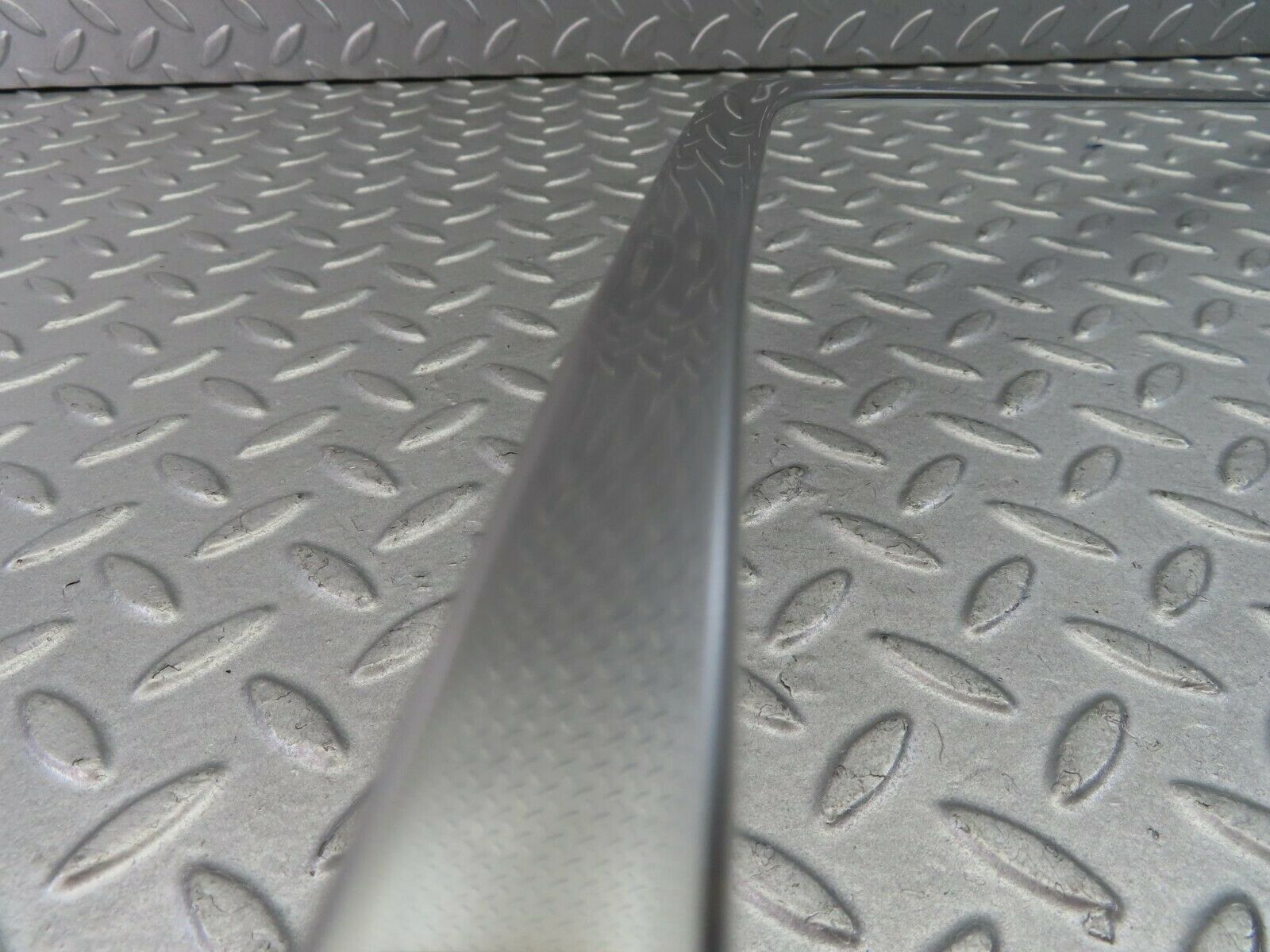 8478 Mercedes-Benz W123 Door Chrome Window Frame Front Left 1237280131