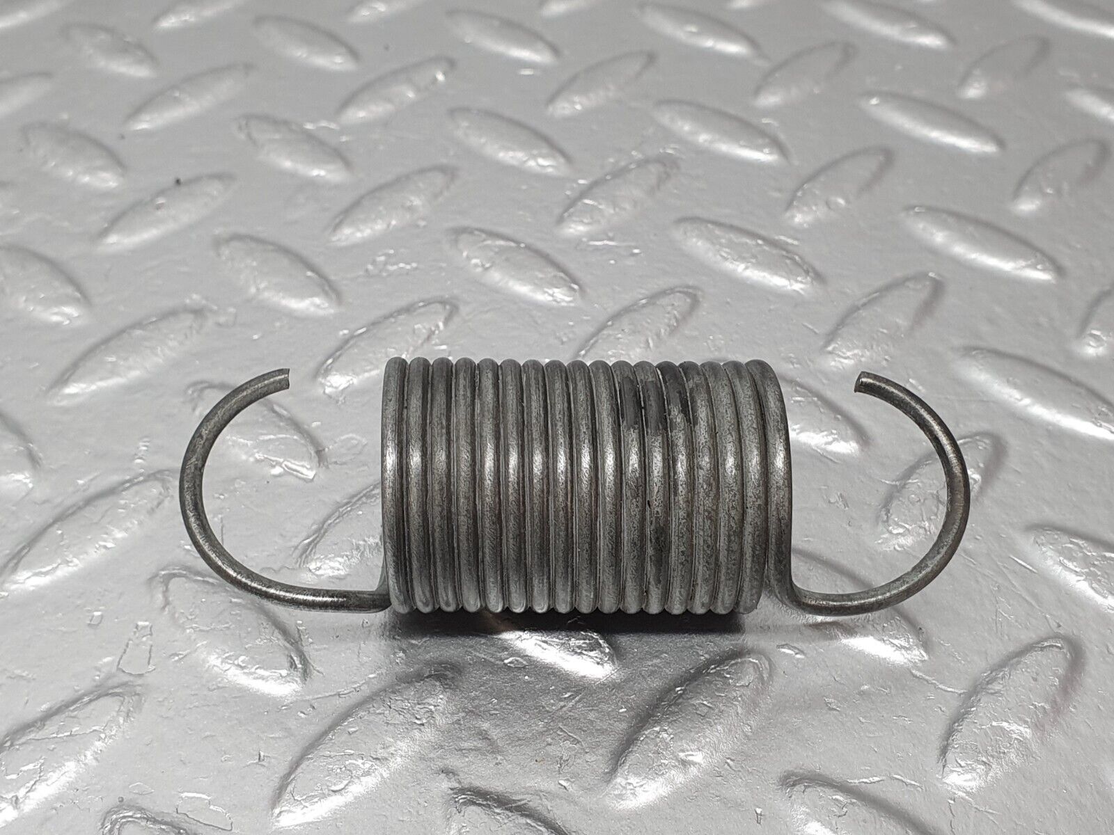 40793 Mercedes-Benz W123 300D Front Seat Adjustment Spring Pair