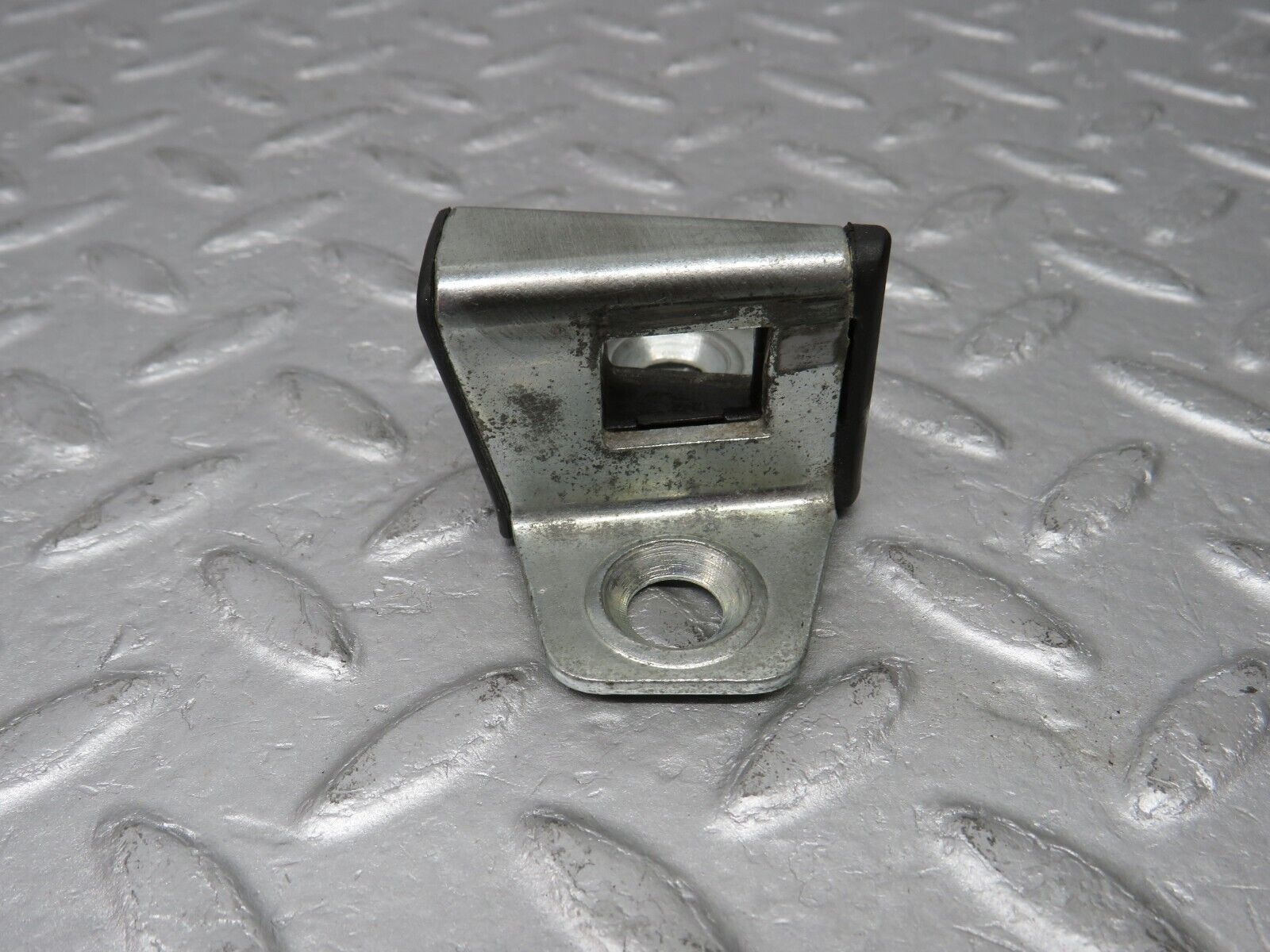 36612 Mercedes-Benz W201 190E 2.0L Door Lock Latch