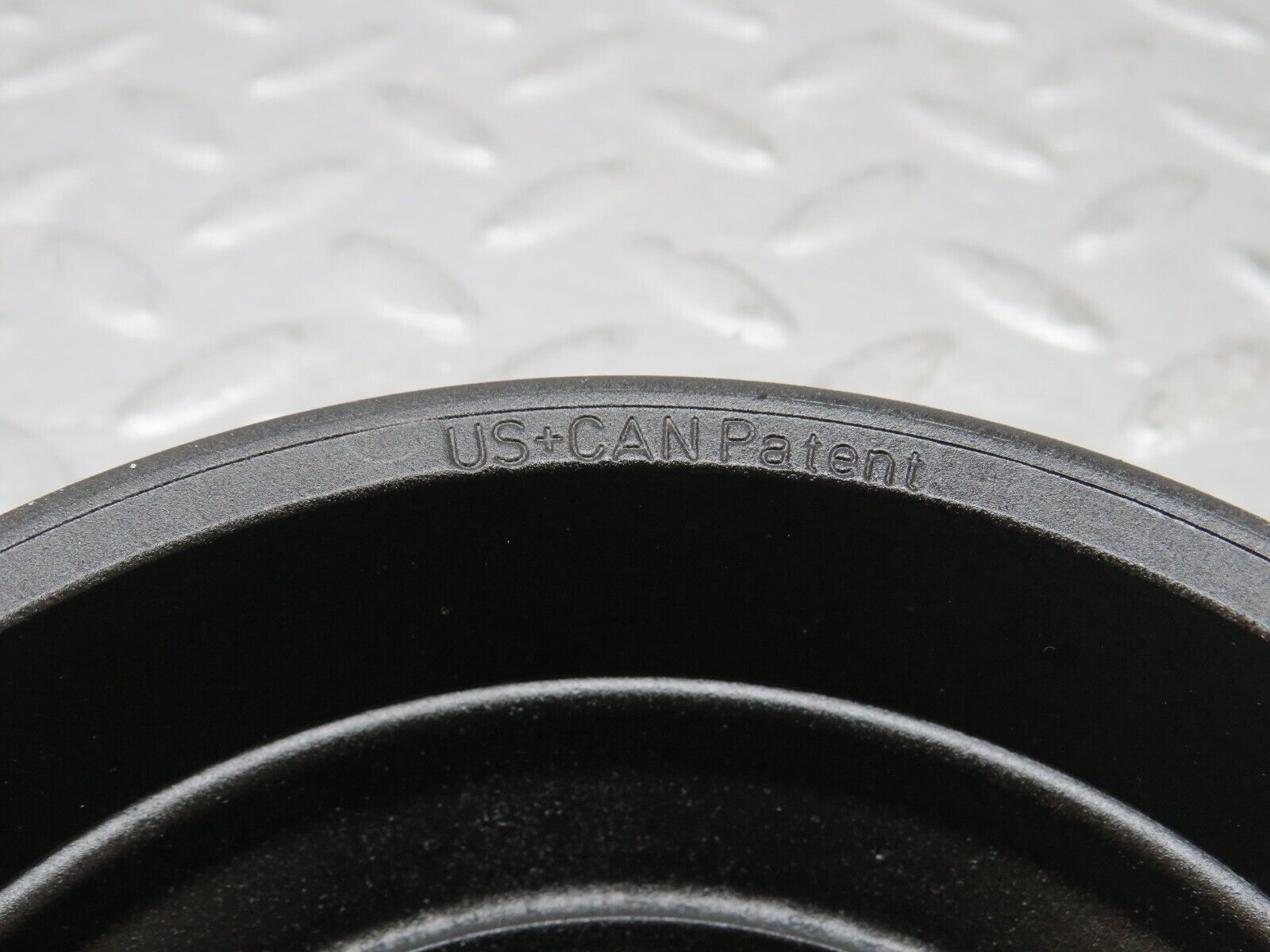 38103 Mercedes-Benz A124 320E Cabriolet Water Pump Pulley 1042300015